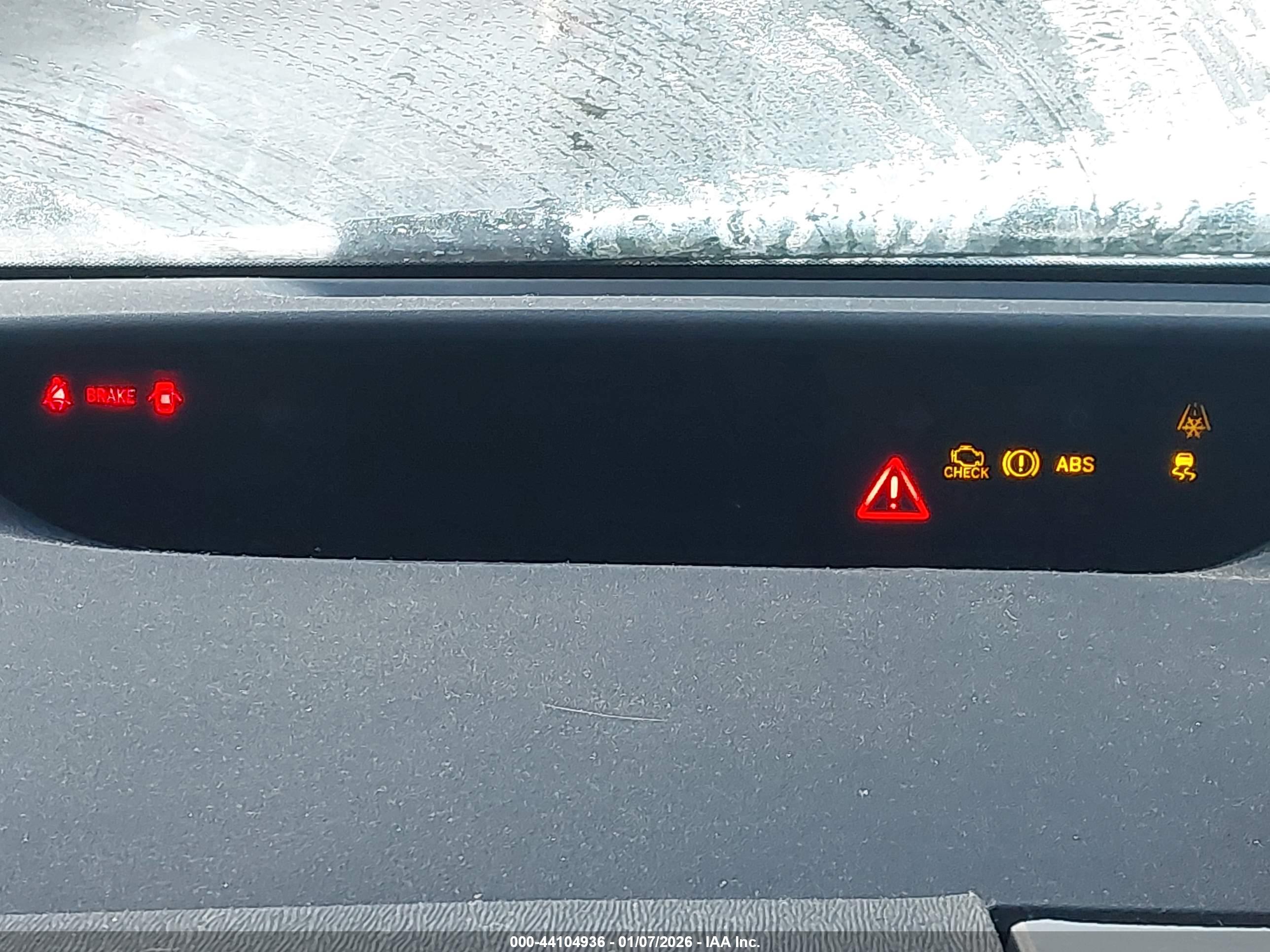 TOYOTA PRIUS image 7