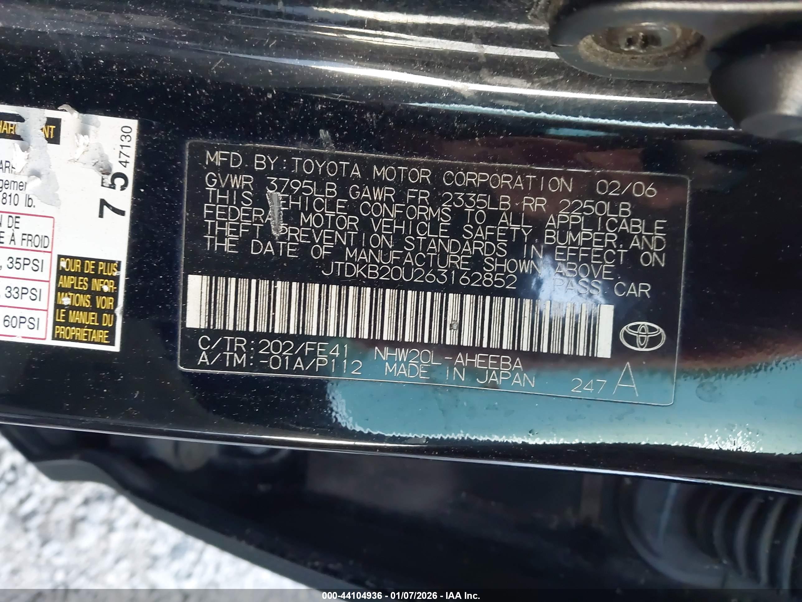 TOYOTA PRIUS image 9