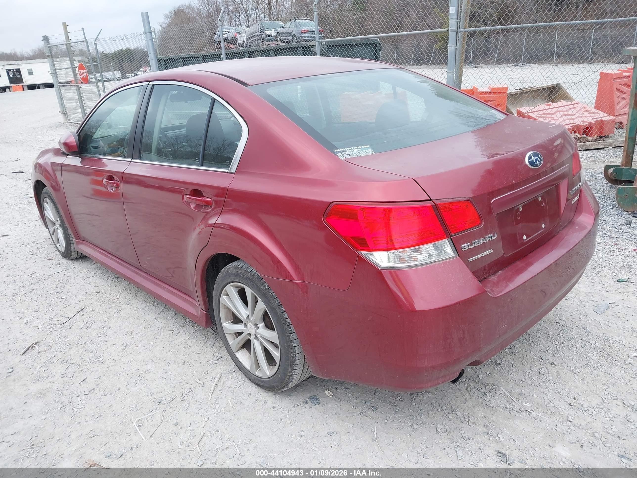 SUBARU LEGACY image 3