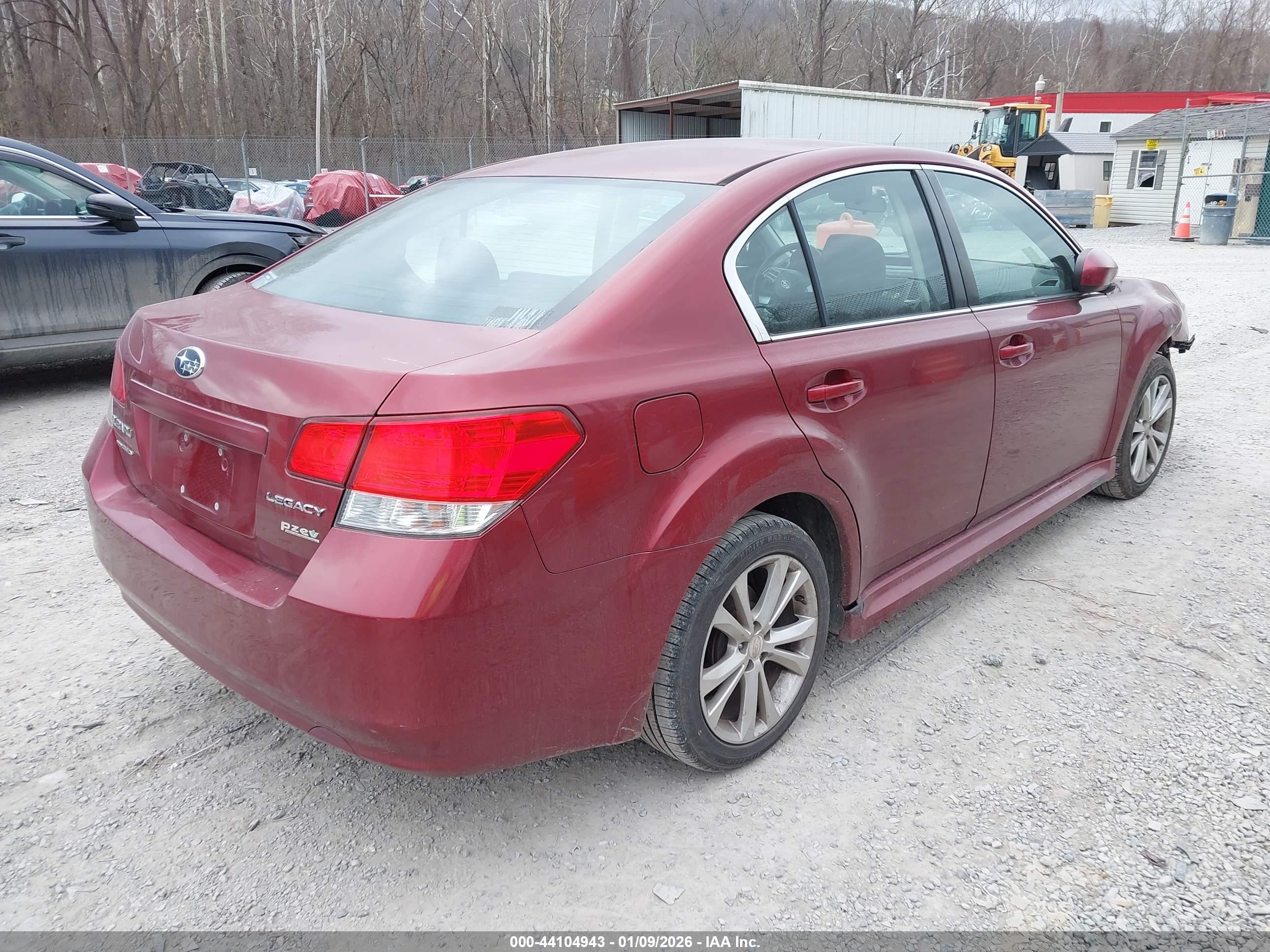 SUBARU LEGACY image 4