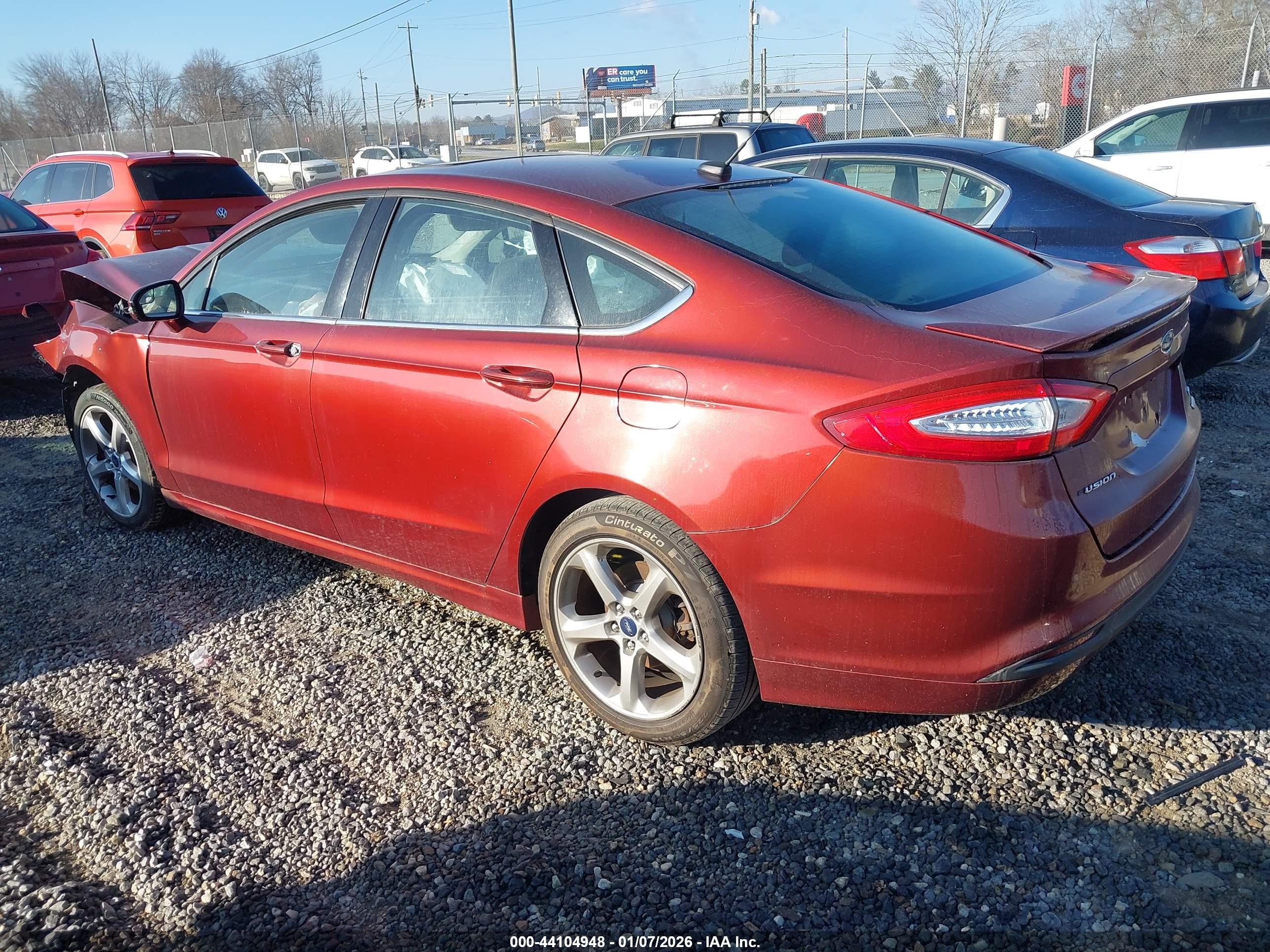 FORD FUSION image 3