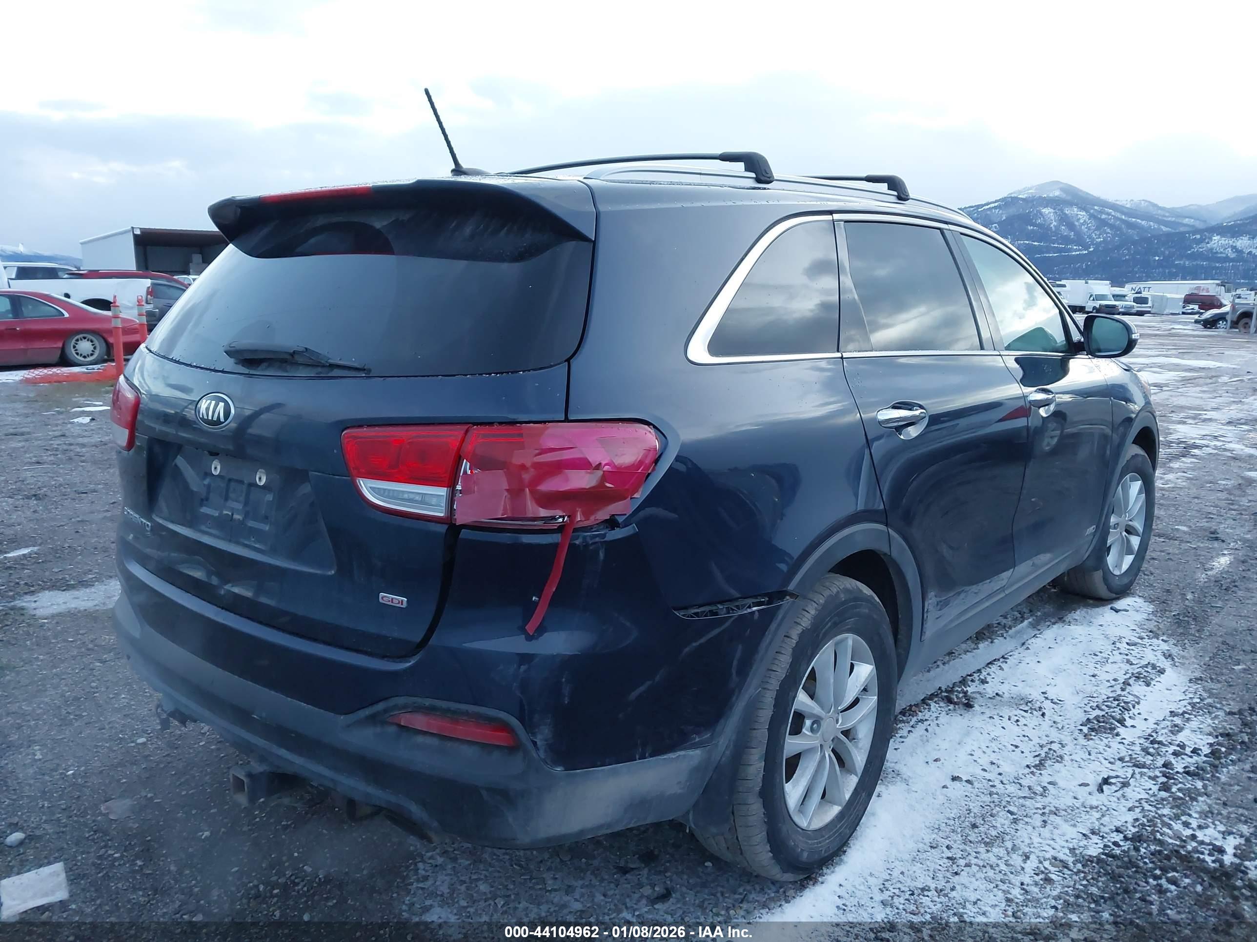 KIA SORENTO image 6