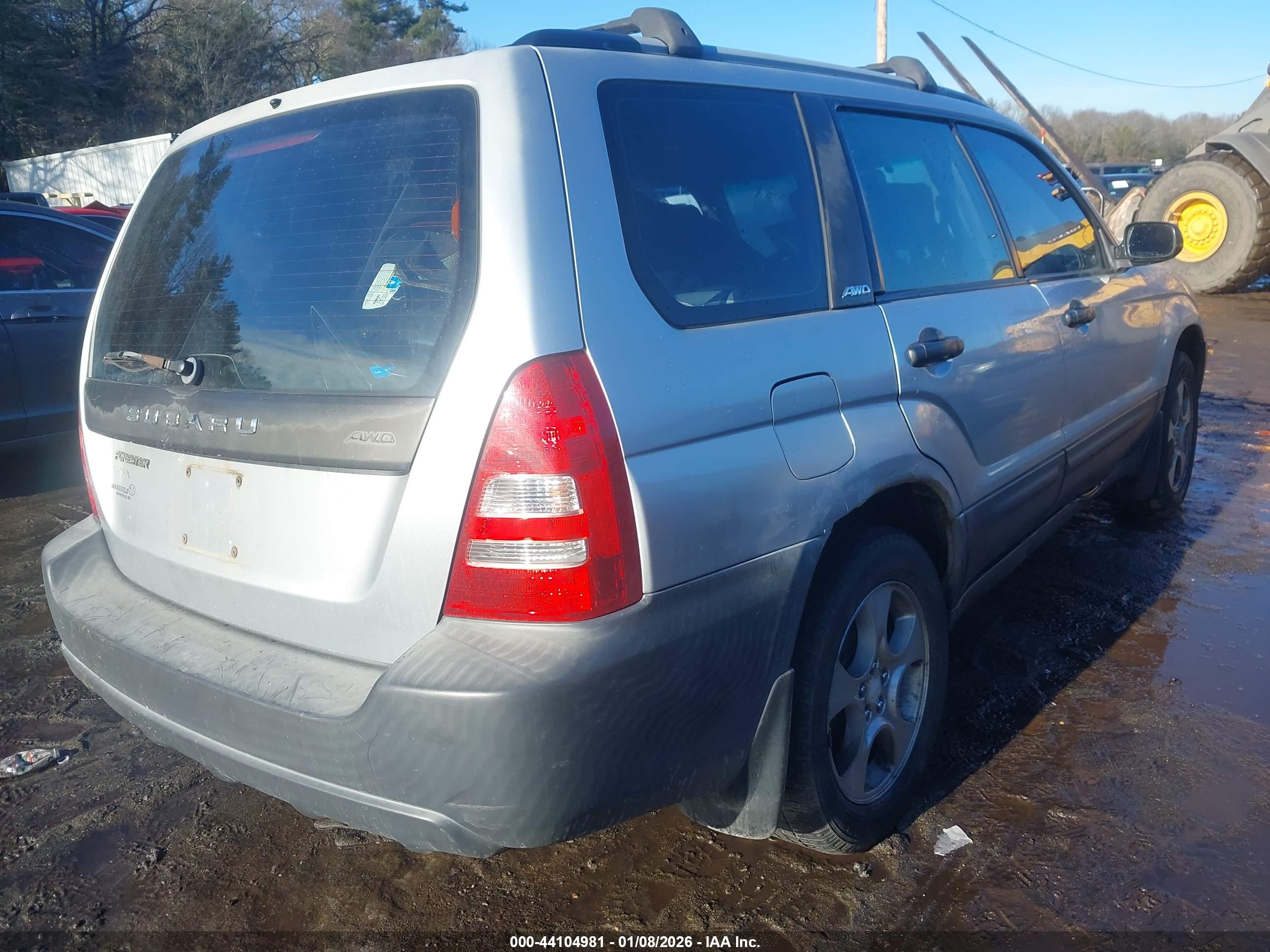 SUBARU FORESTER image 4