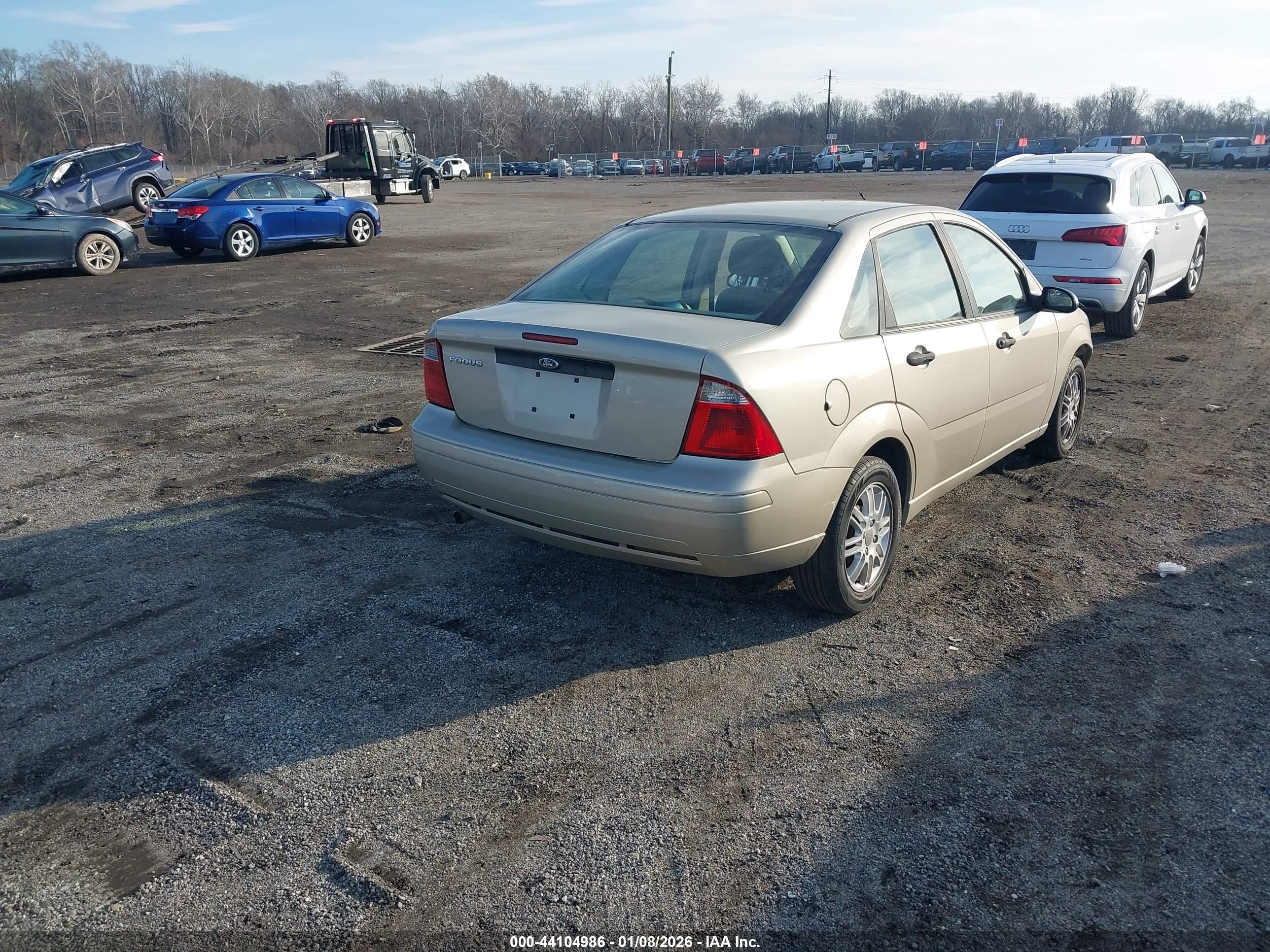 FORD FOCUS image 4