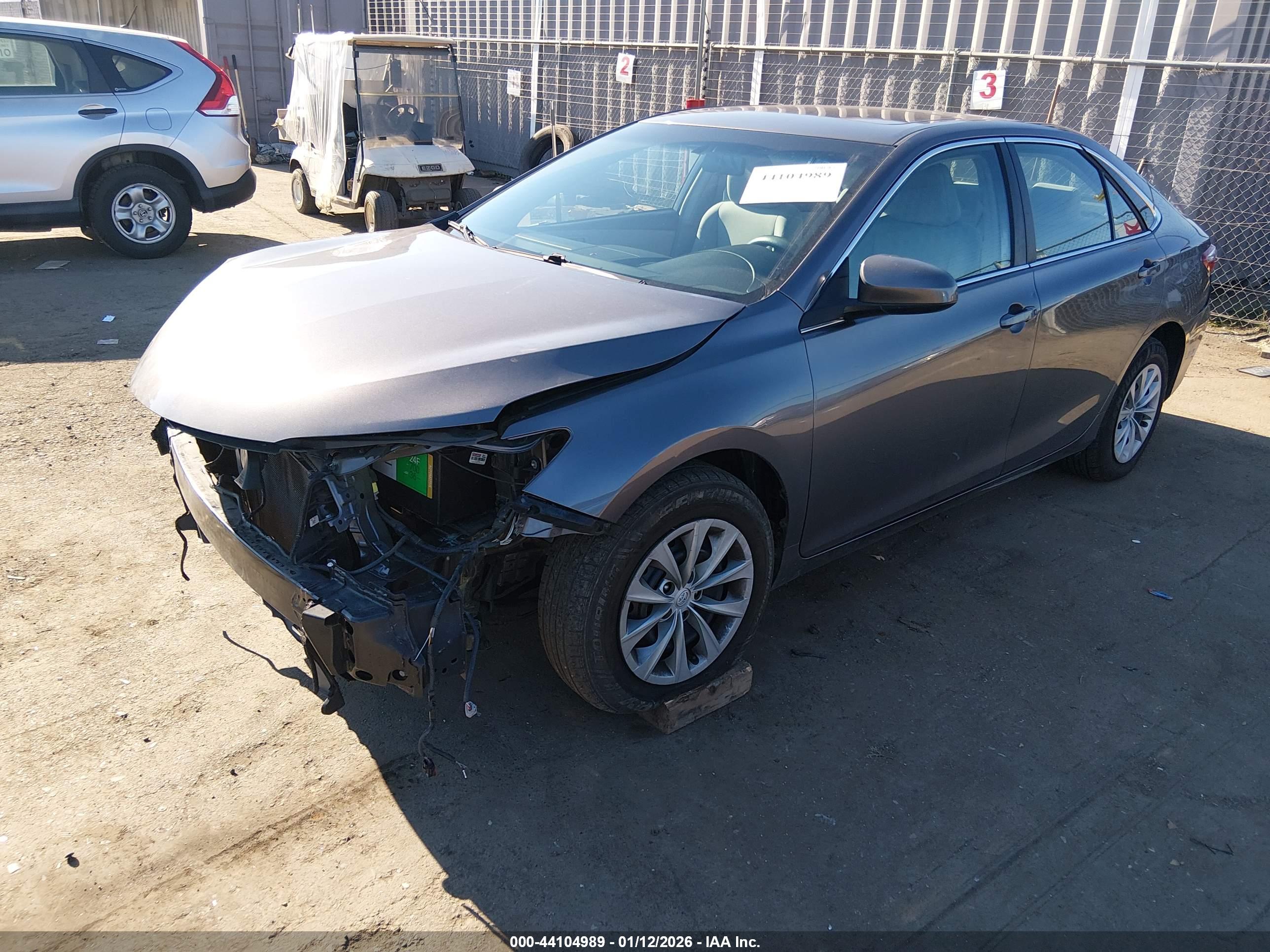 TOYOTA CAMRY image 2