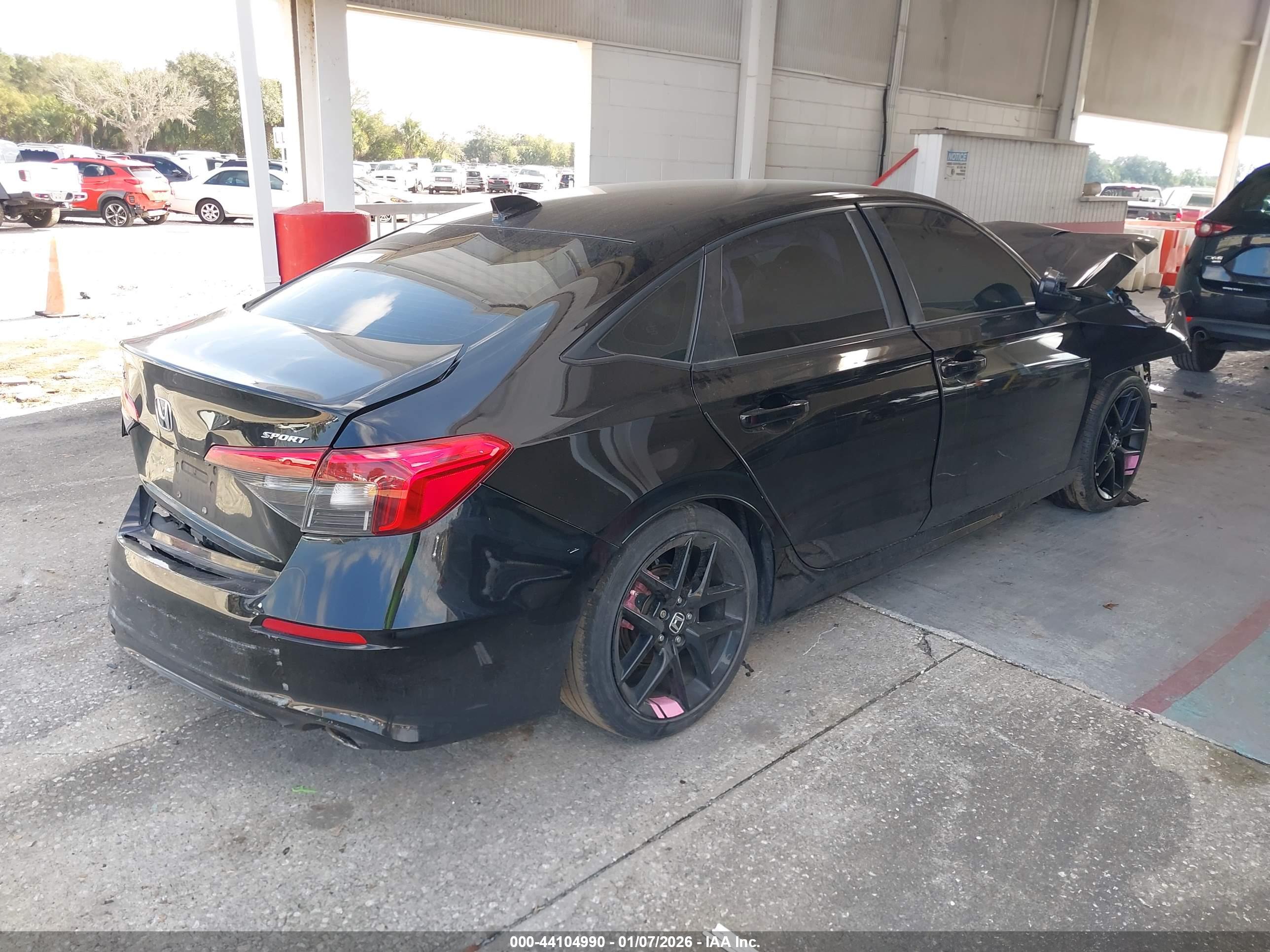 HONDA CIVIC image 4