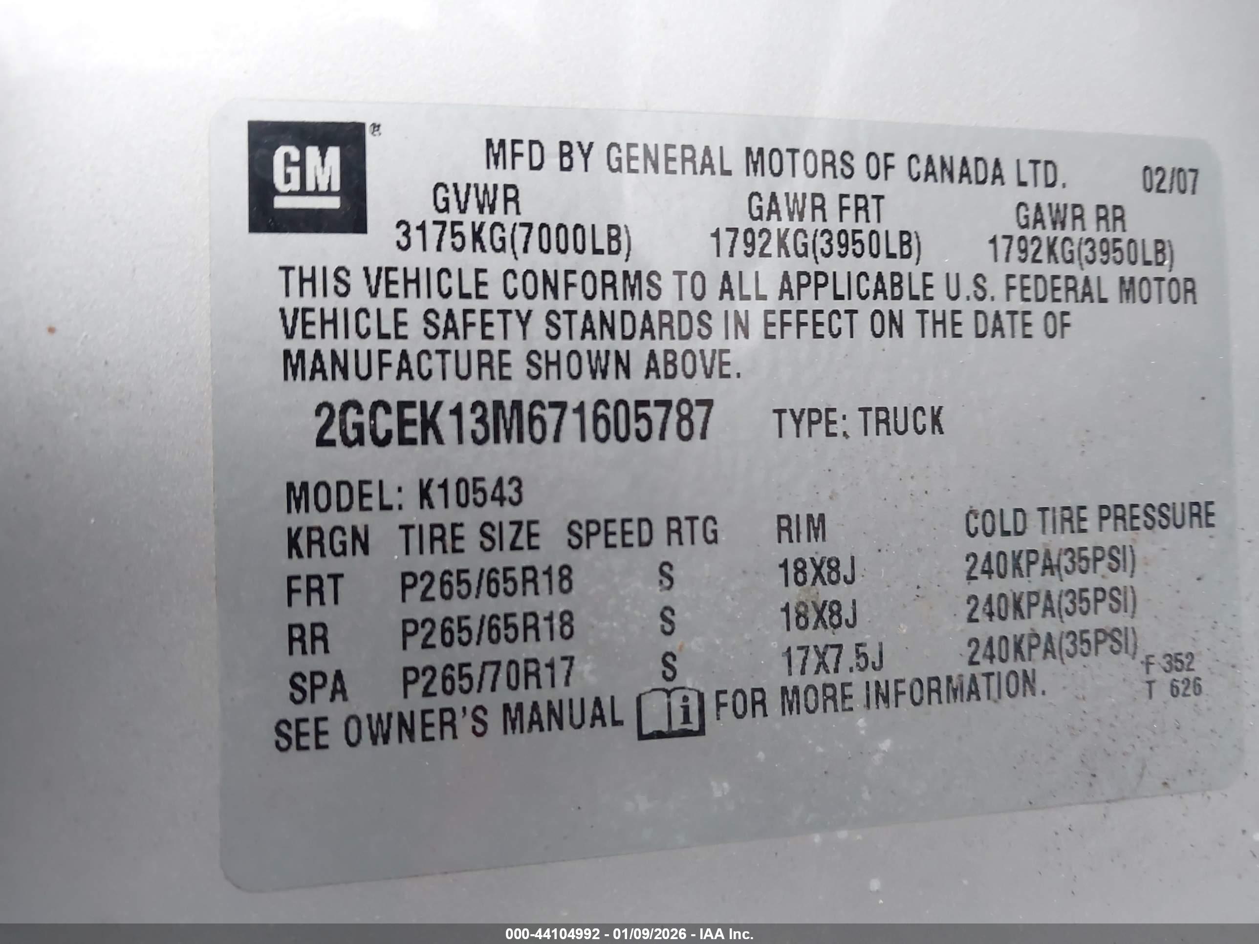 CHEVROLET SILVERADO image 9