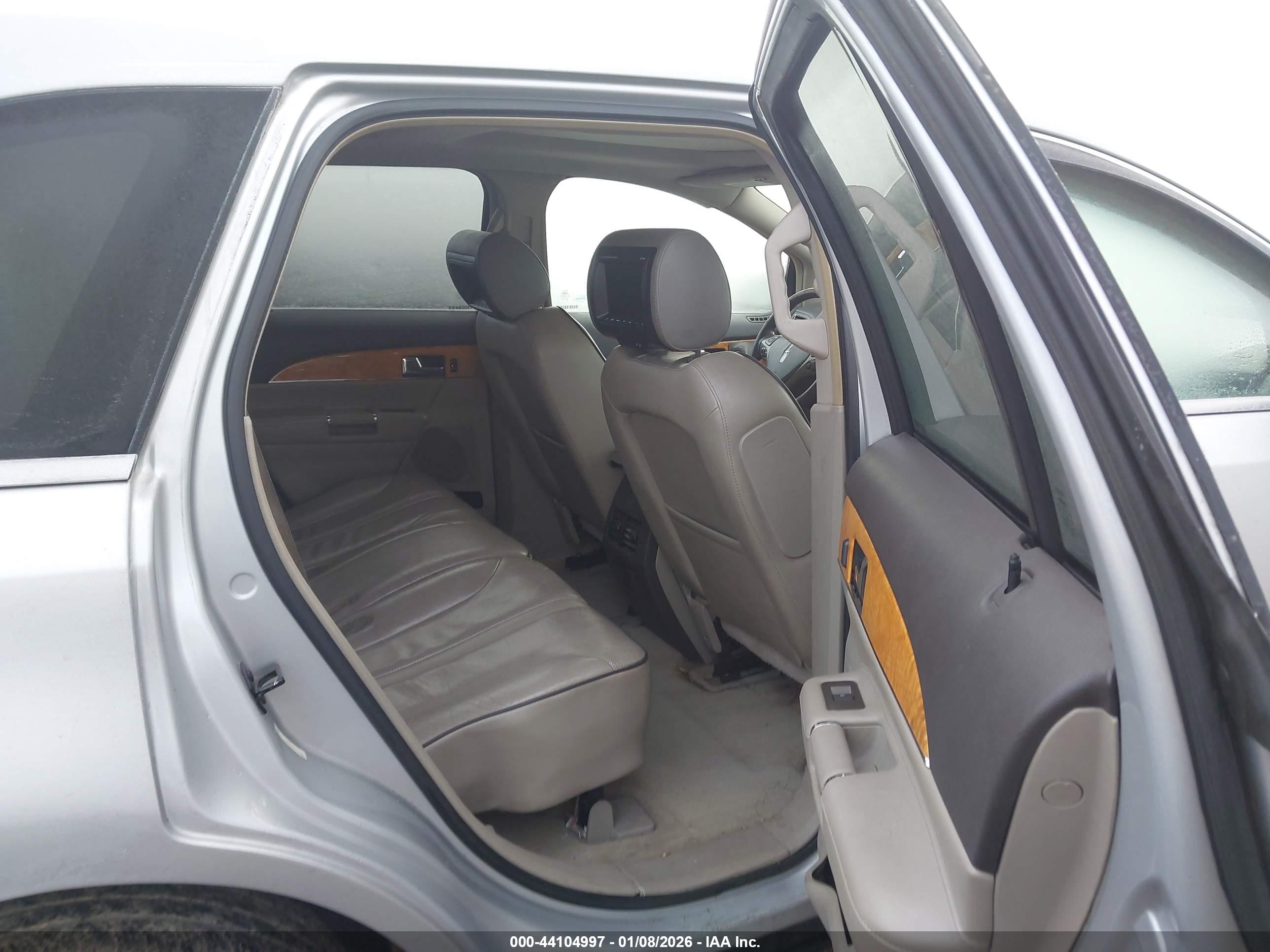 LINCOLN MKX image 8
