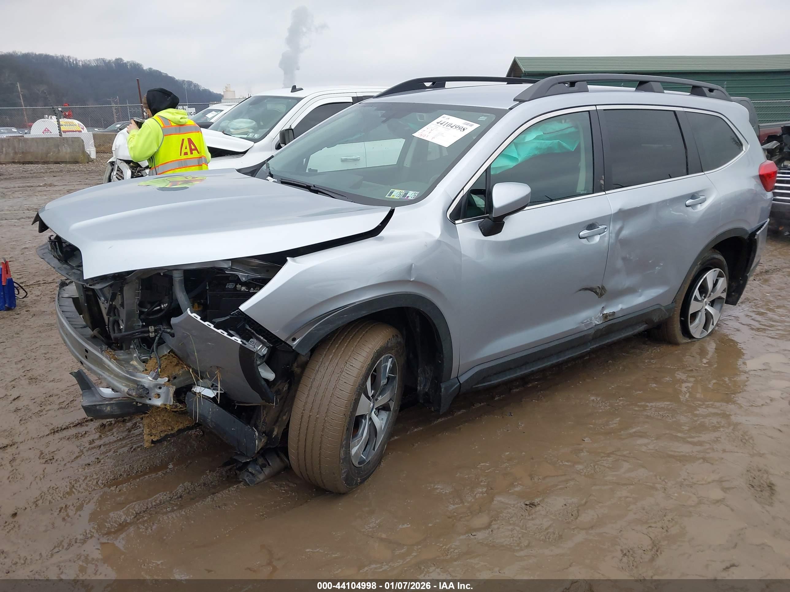 SUBARU ASCENT image 2