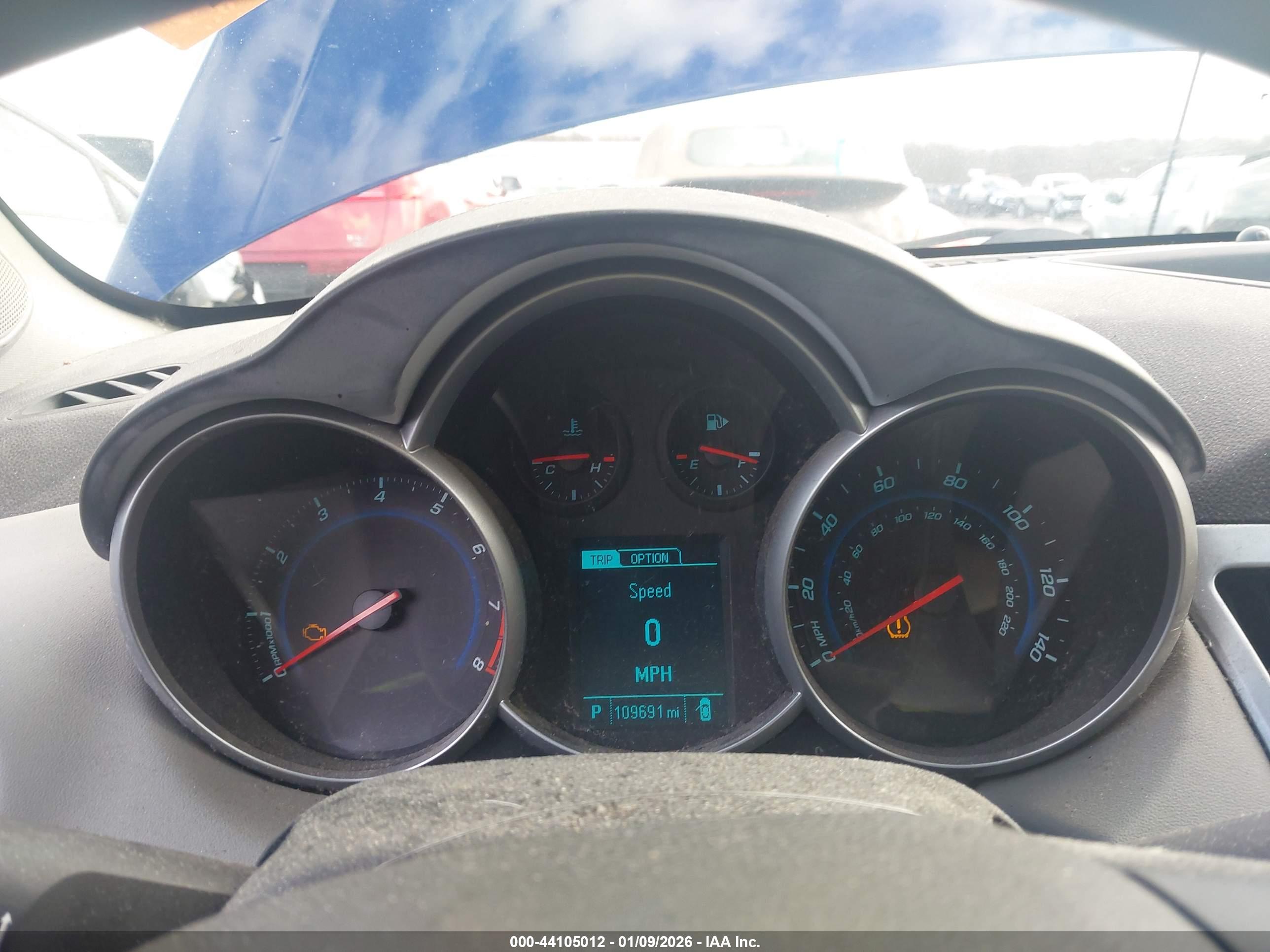 CHEVROLET CRUZE image 7