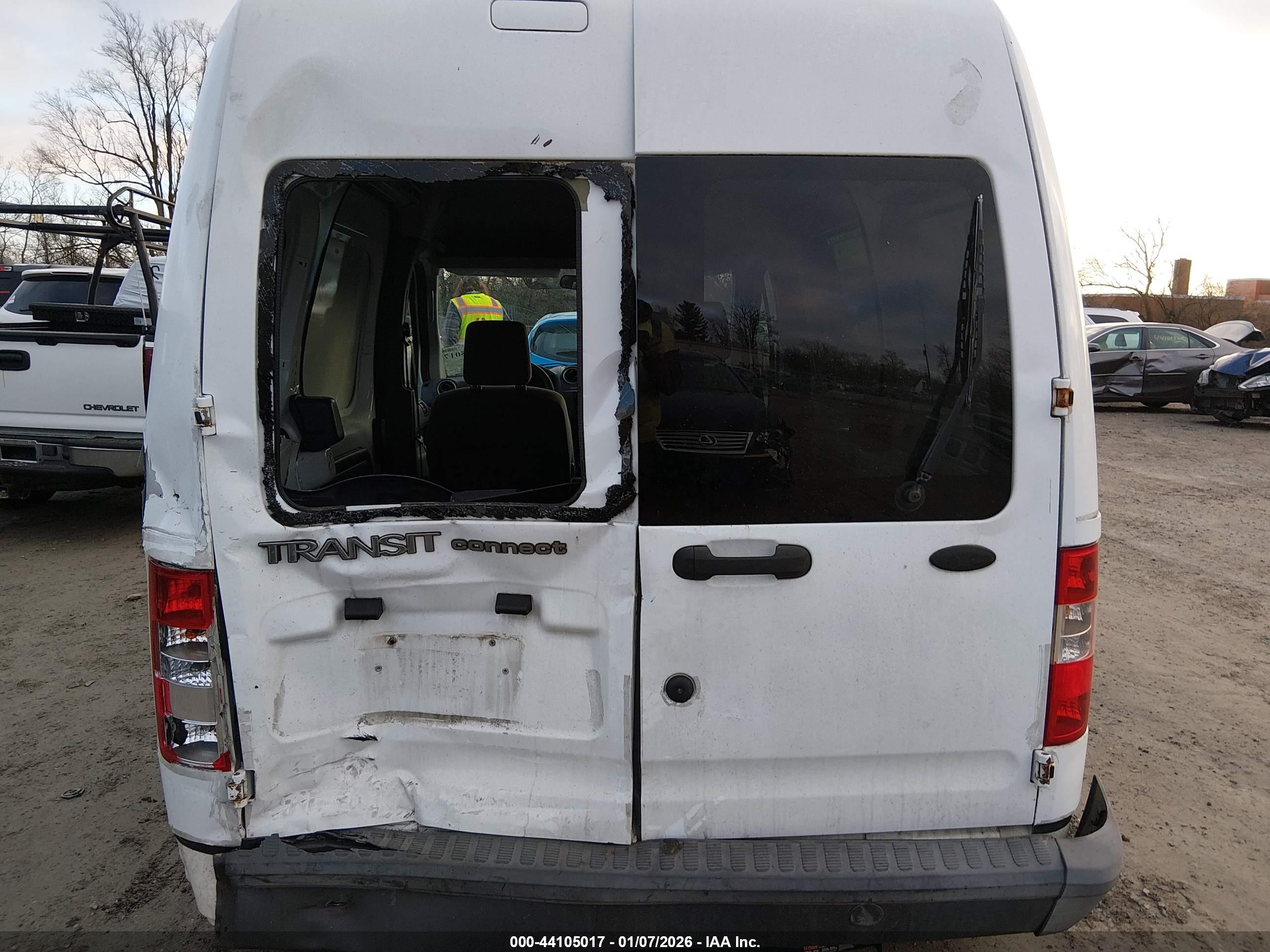 FORD TRANSIT image 6
