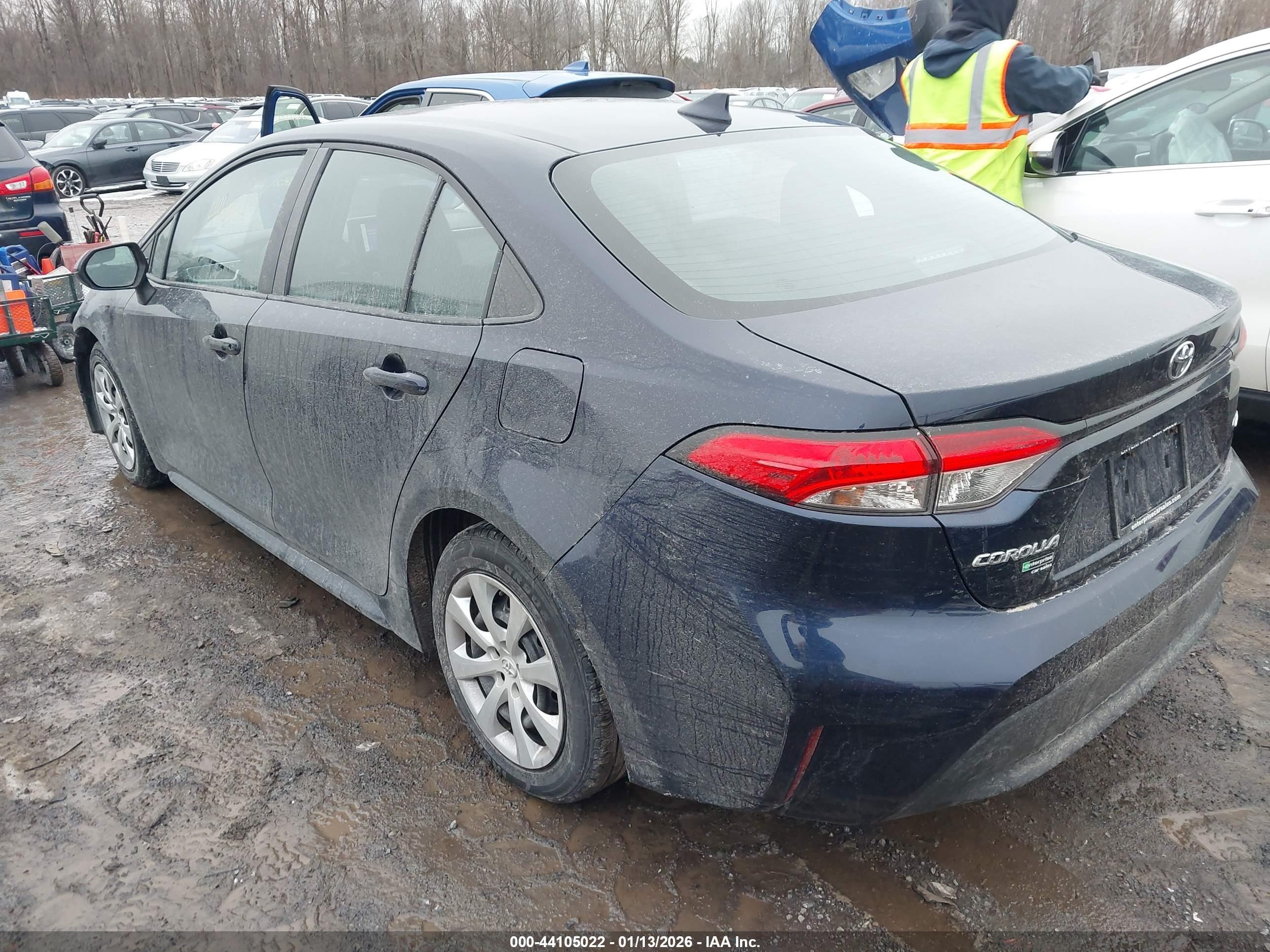 TOYOTA COROLLA image 3
