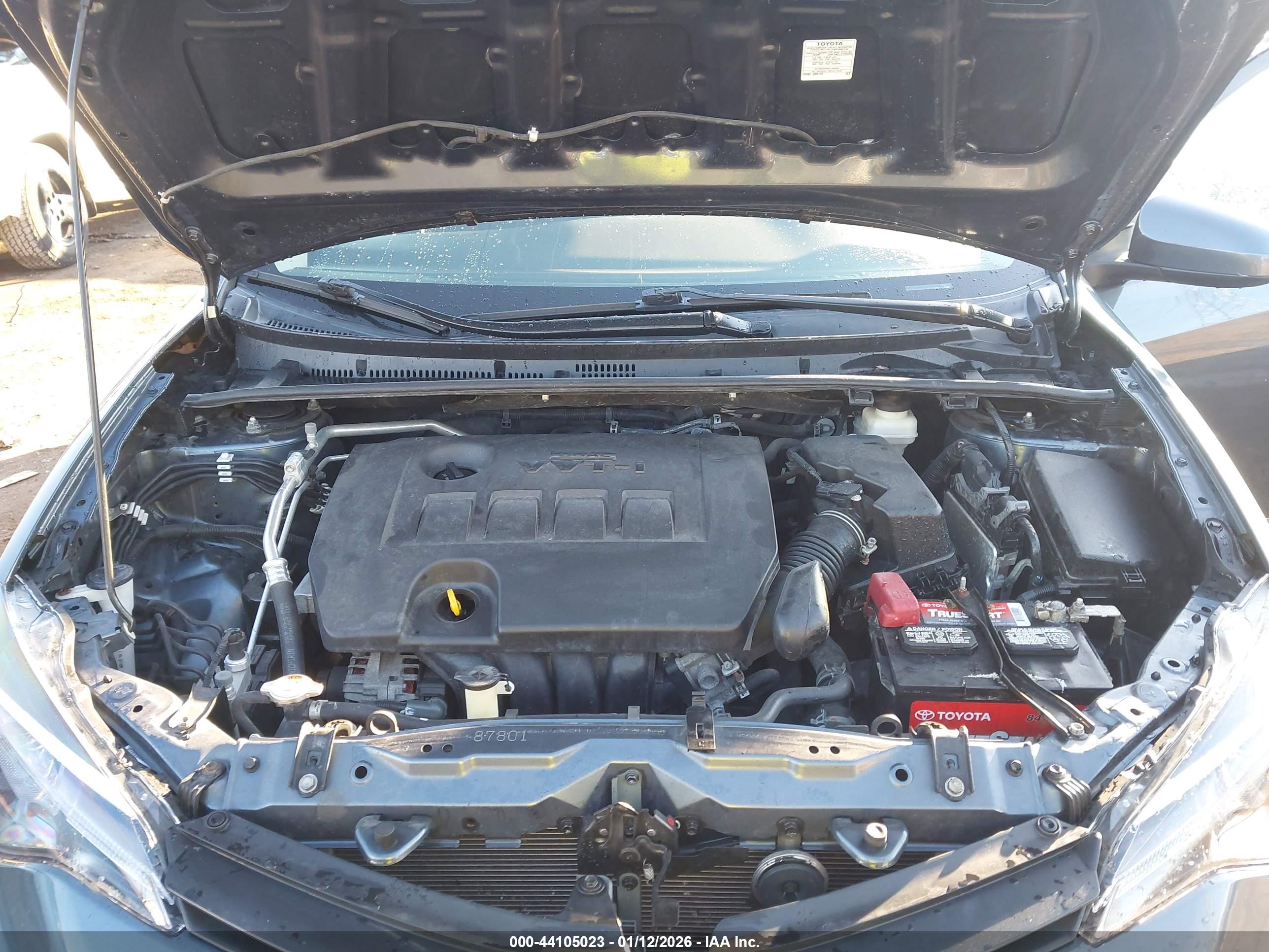 TOYOTA COROLLA image 10