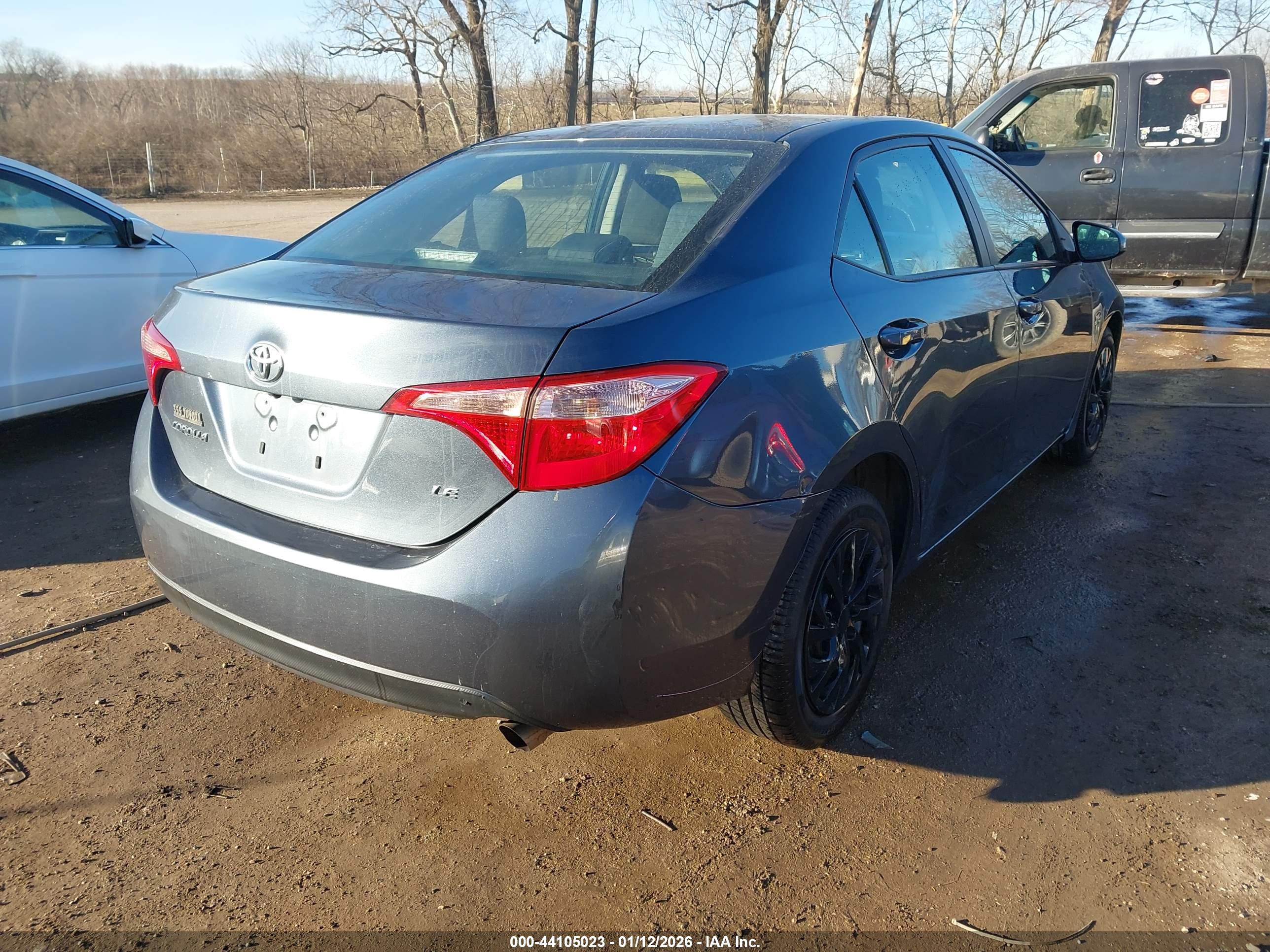 TOYOTA COROLLA image 4