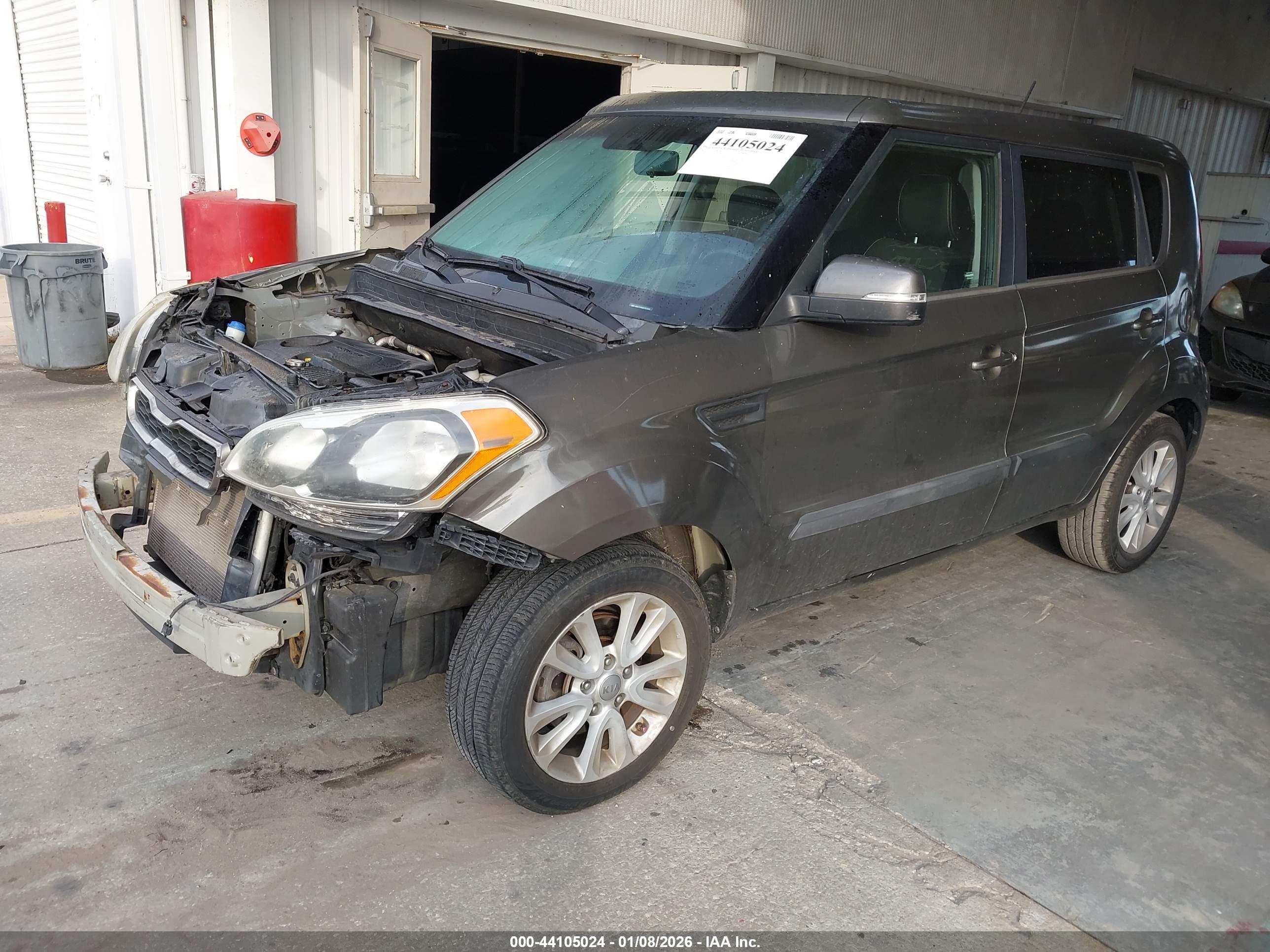 KIA SOUL image 2