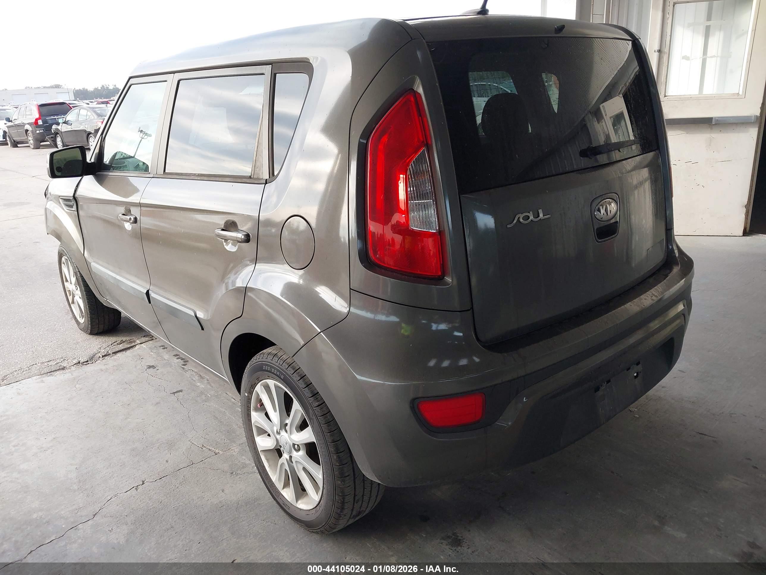 KIA SOUL image 3