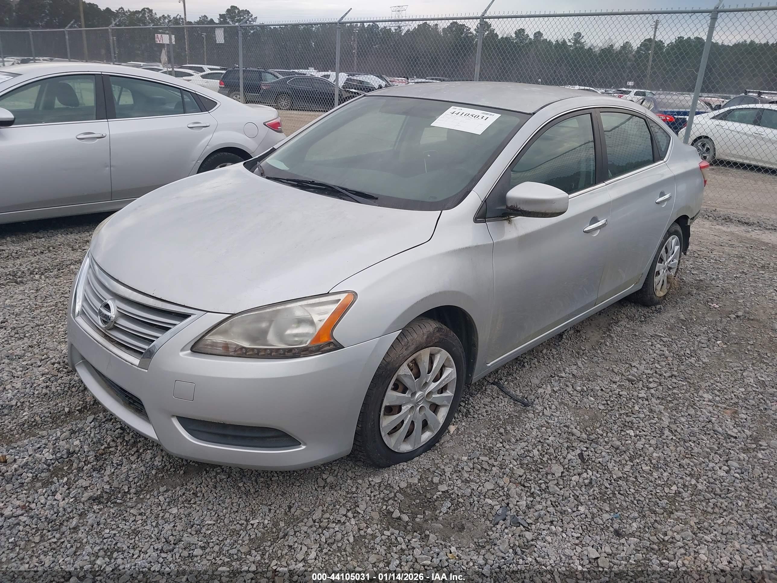 NISSAN SENTRA image 2