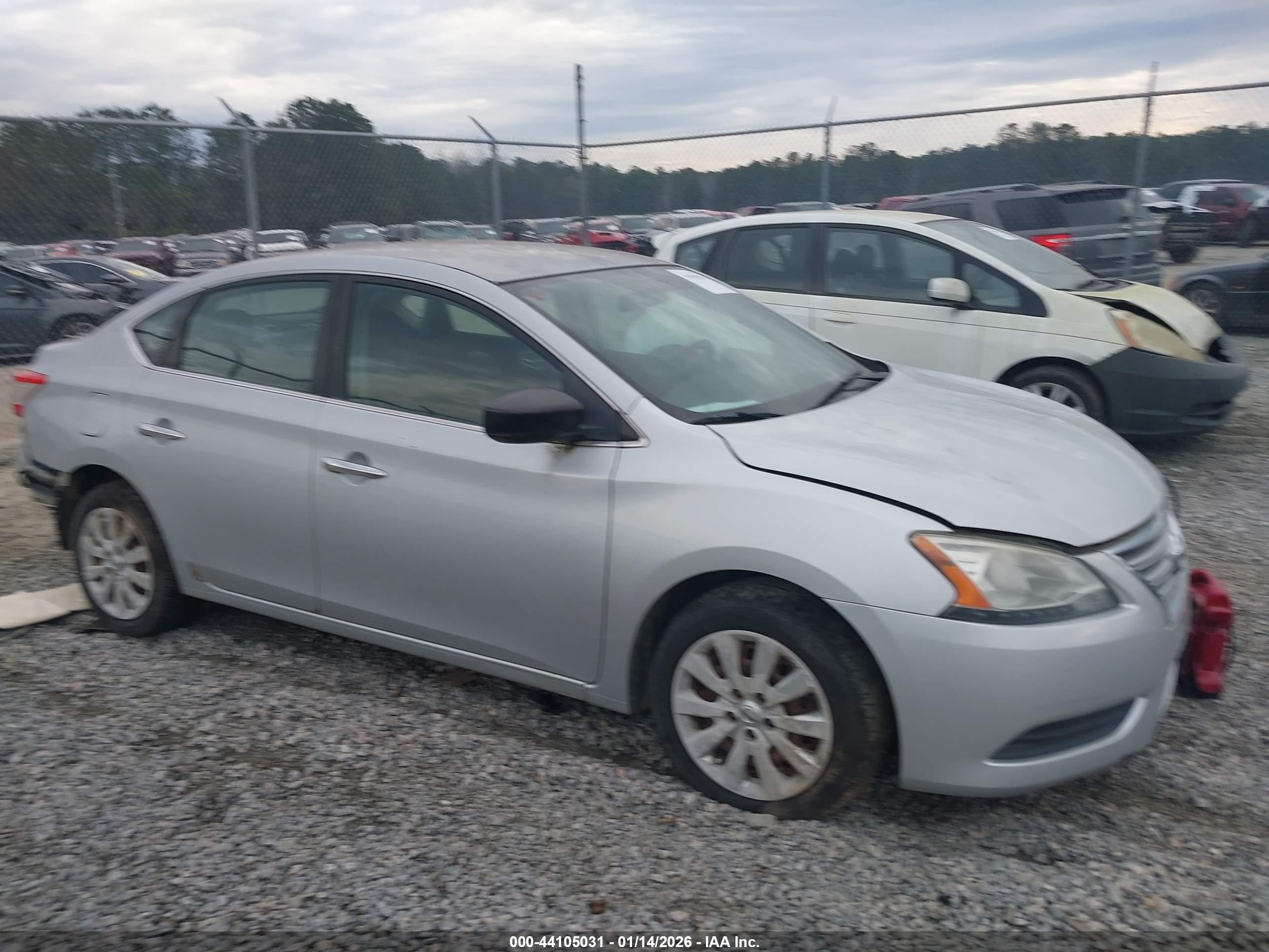 NISSAN SENTRA image 3