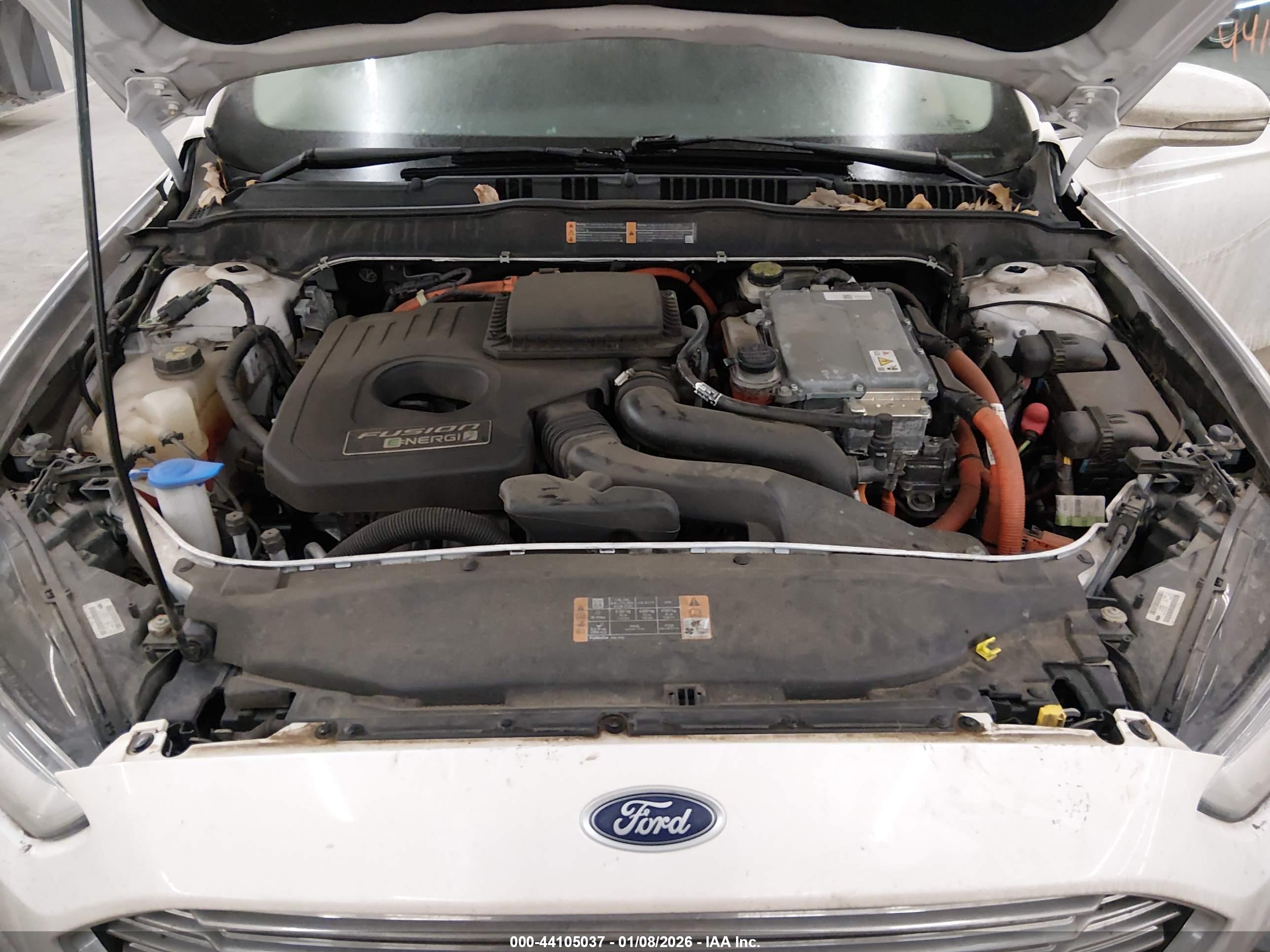 FORD FUSION image 10