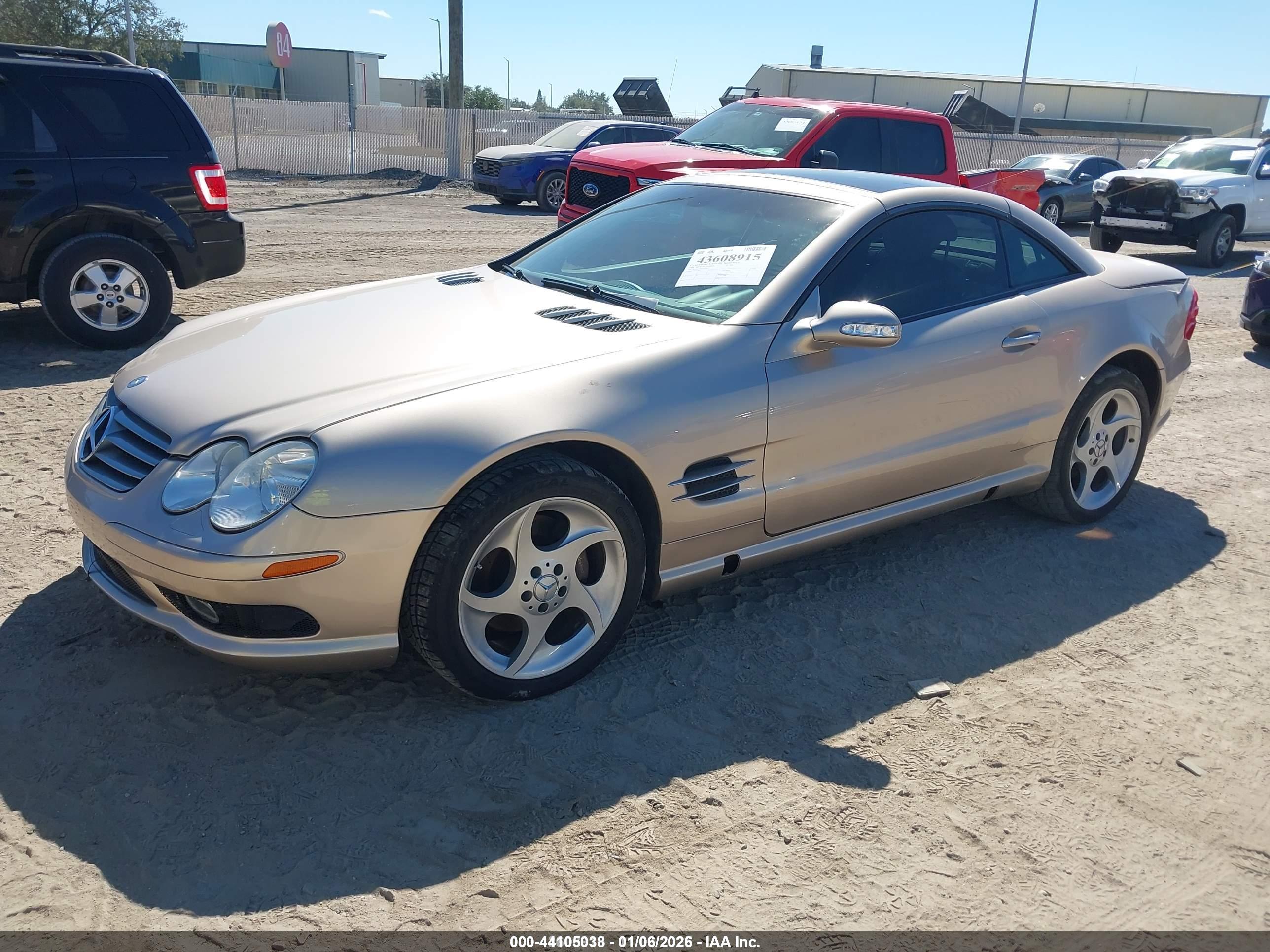 MERCEDES-BENZ SL image 2