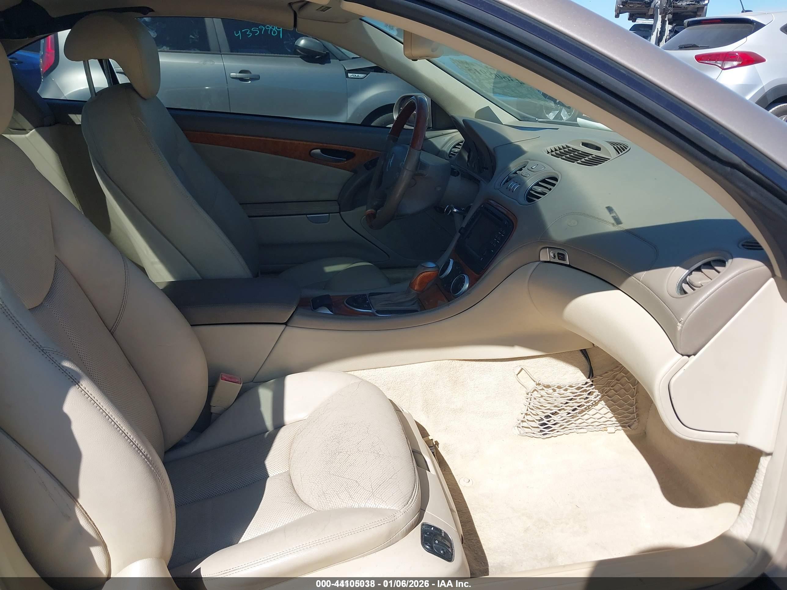 MERCEDES-BENZ SL image 5