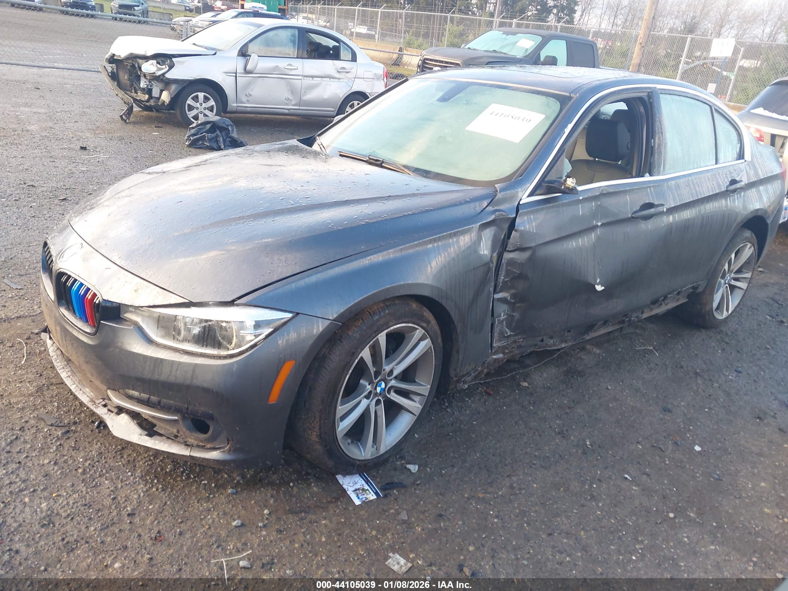 BMW 330I image 2