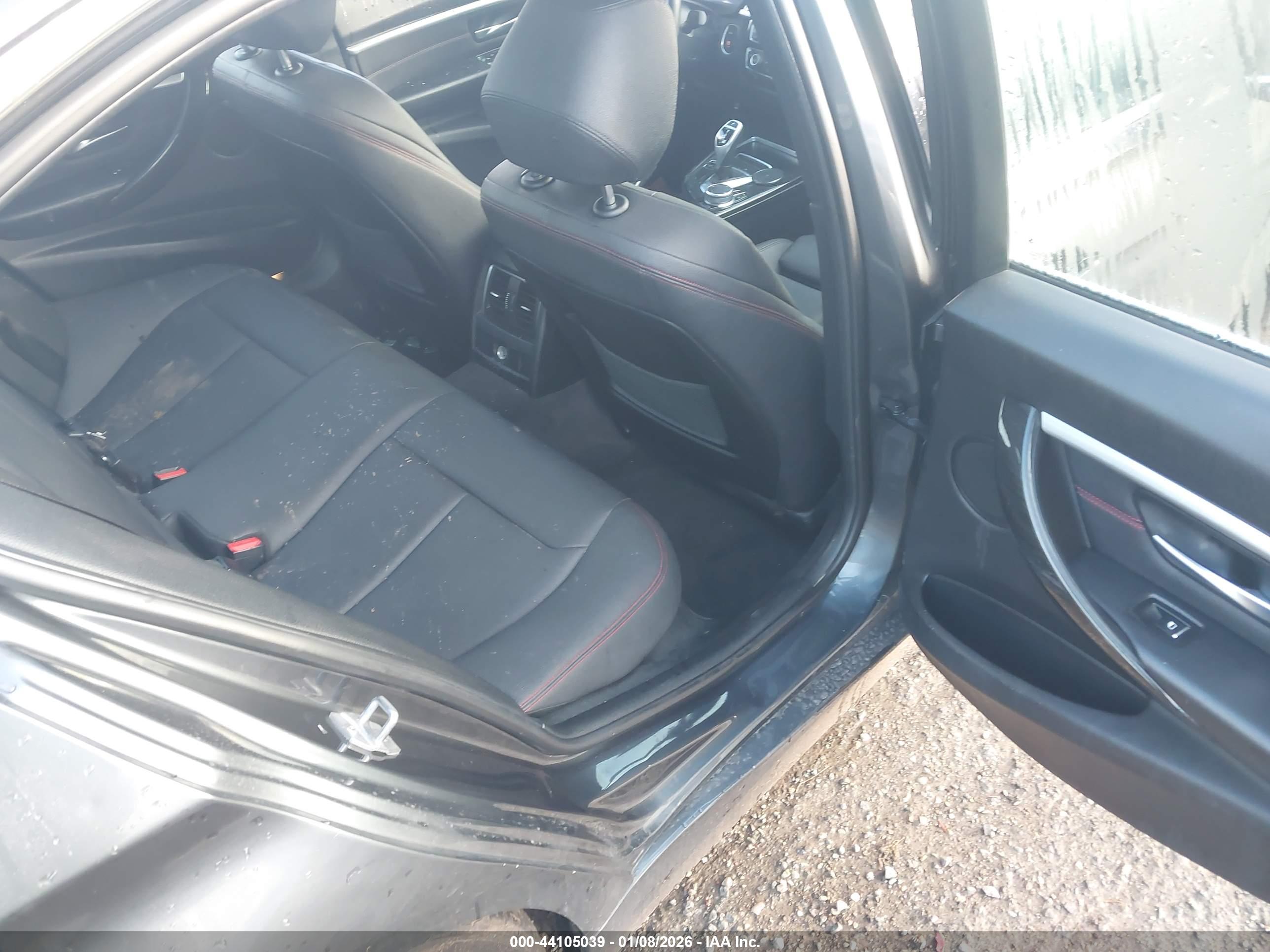 BMW 330I image 8