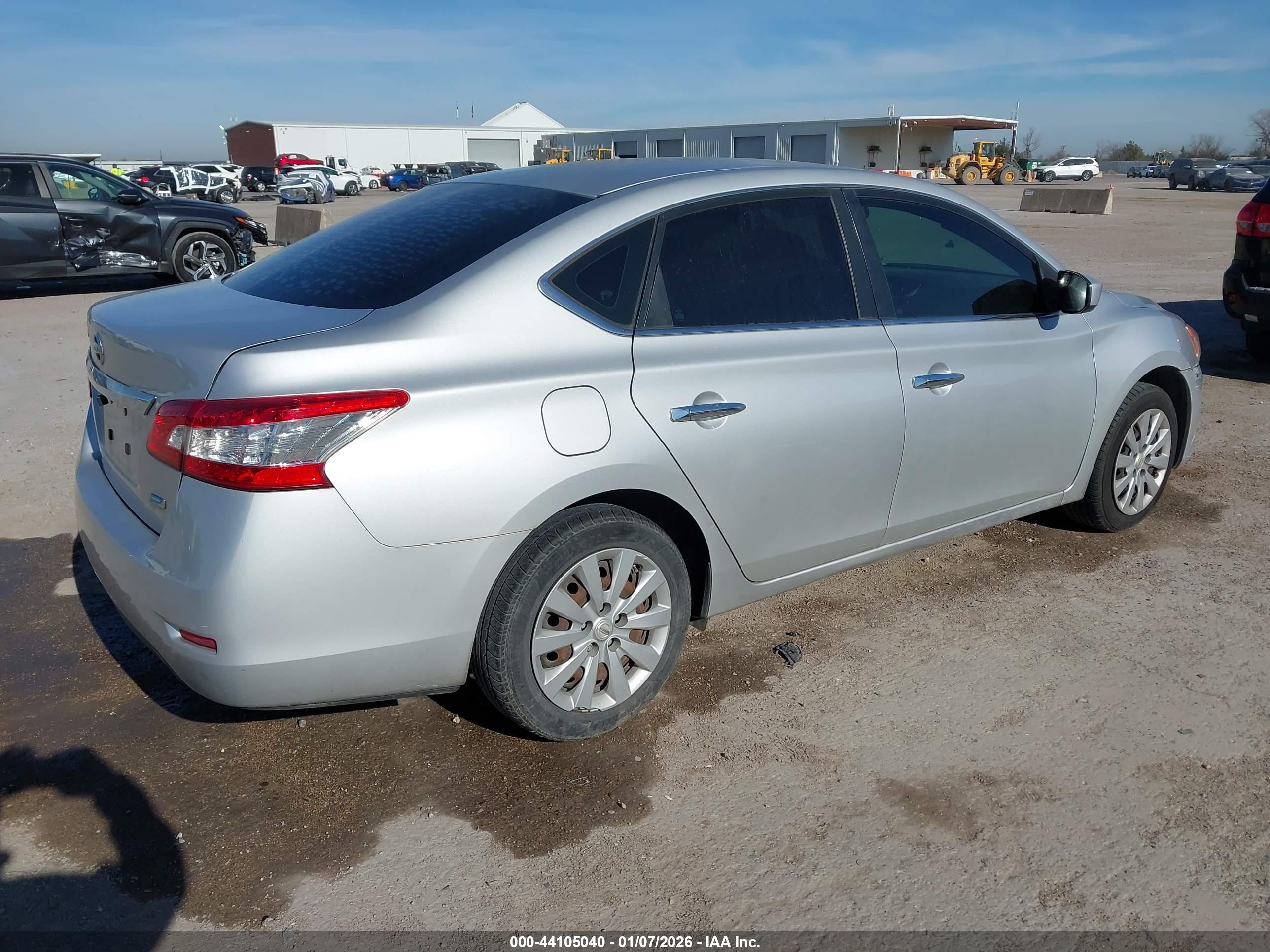 NISSAN SENTRA image 4