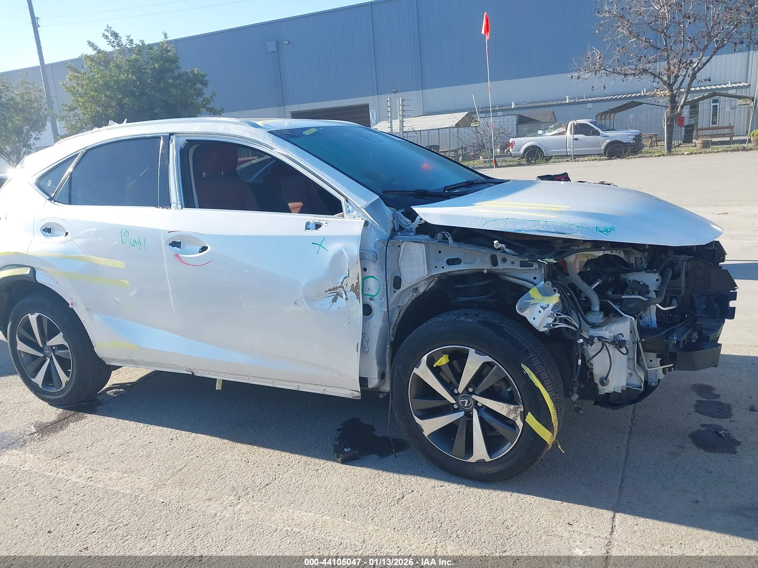 LEXUS NX image 6