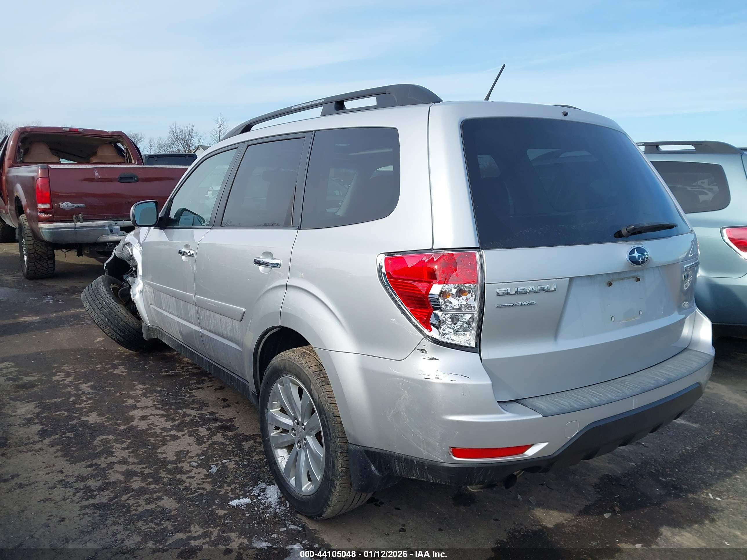 SUBARU FORESTER image 3