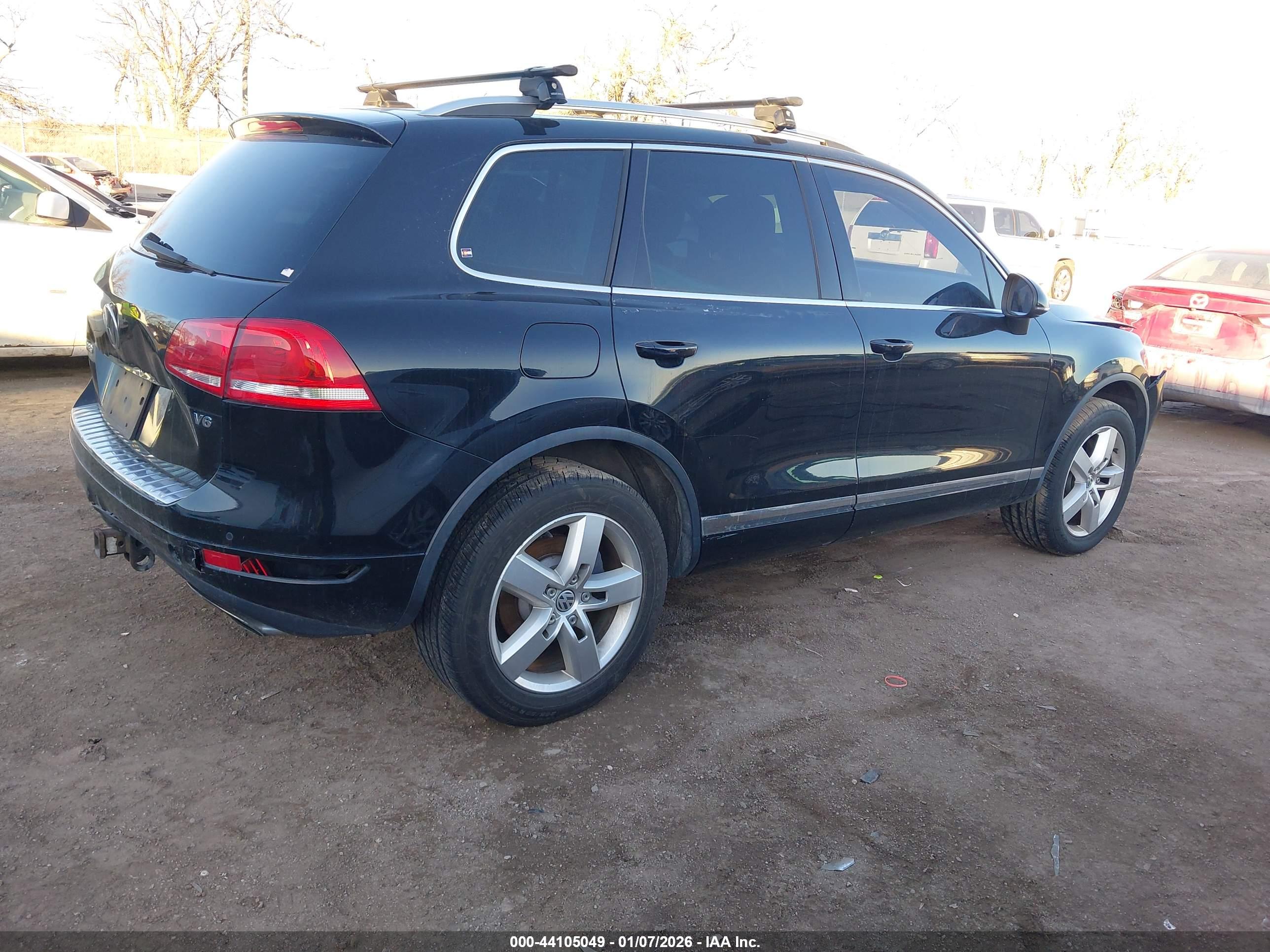 VOLKSWAGEN TOUAREG image 4
