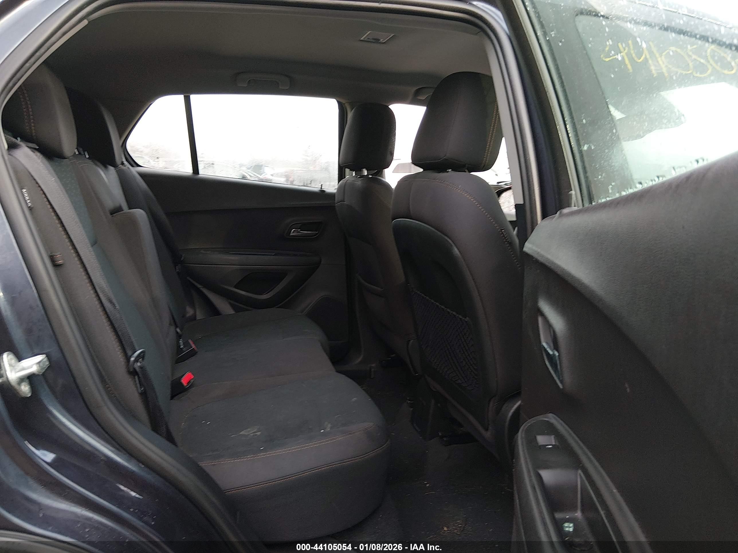 CHEVROLET TRAX image 8