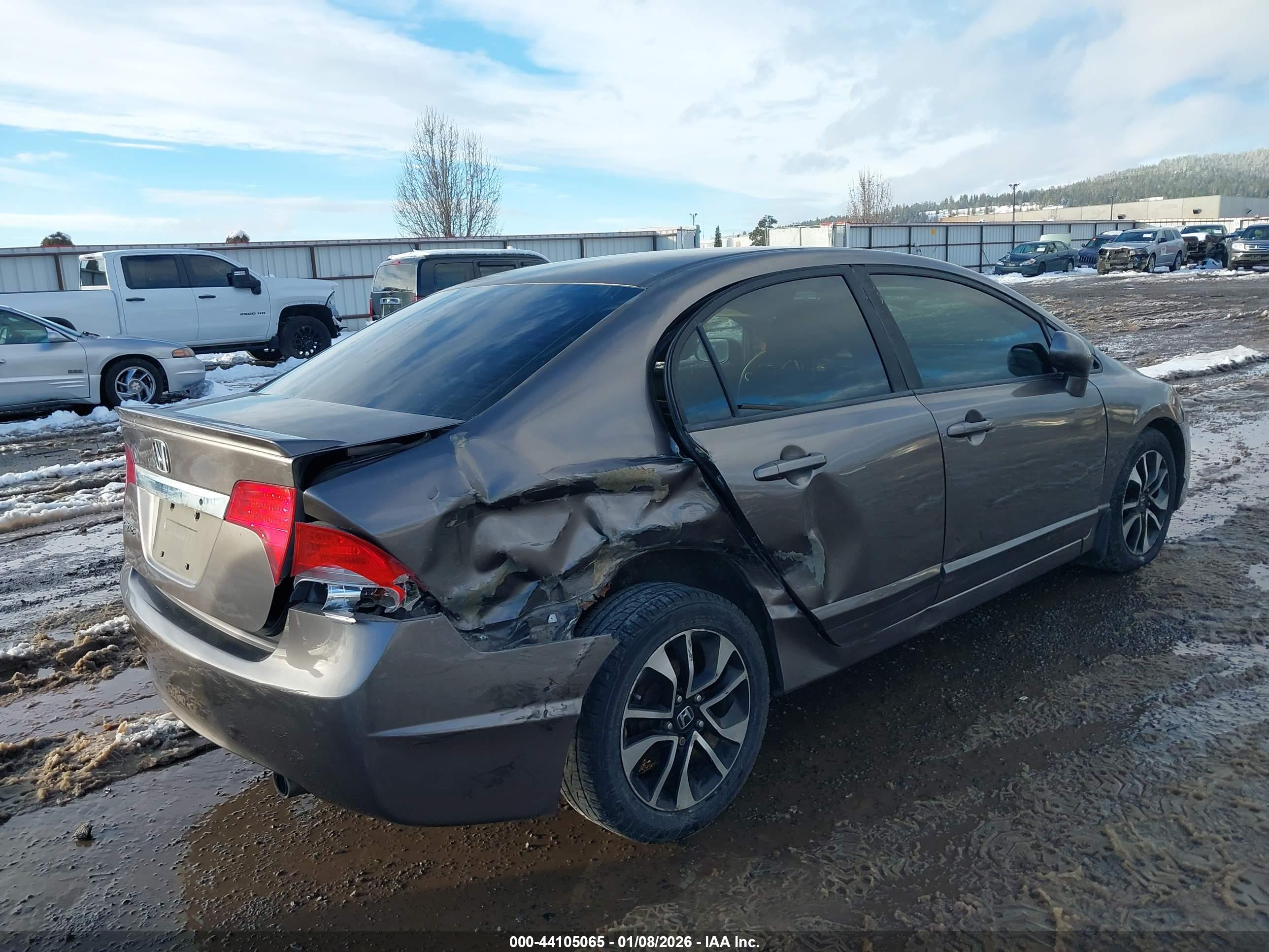 HONDA CIVIC image 4