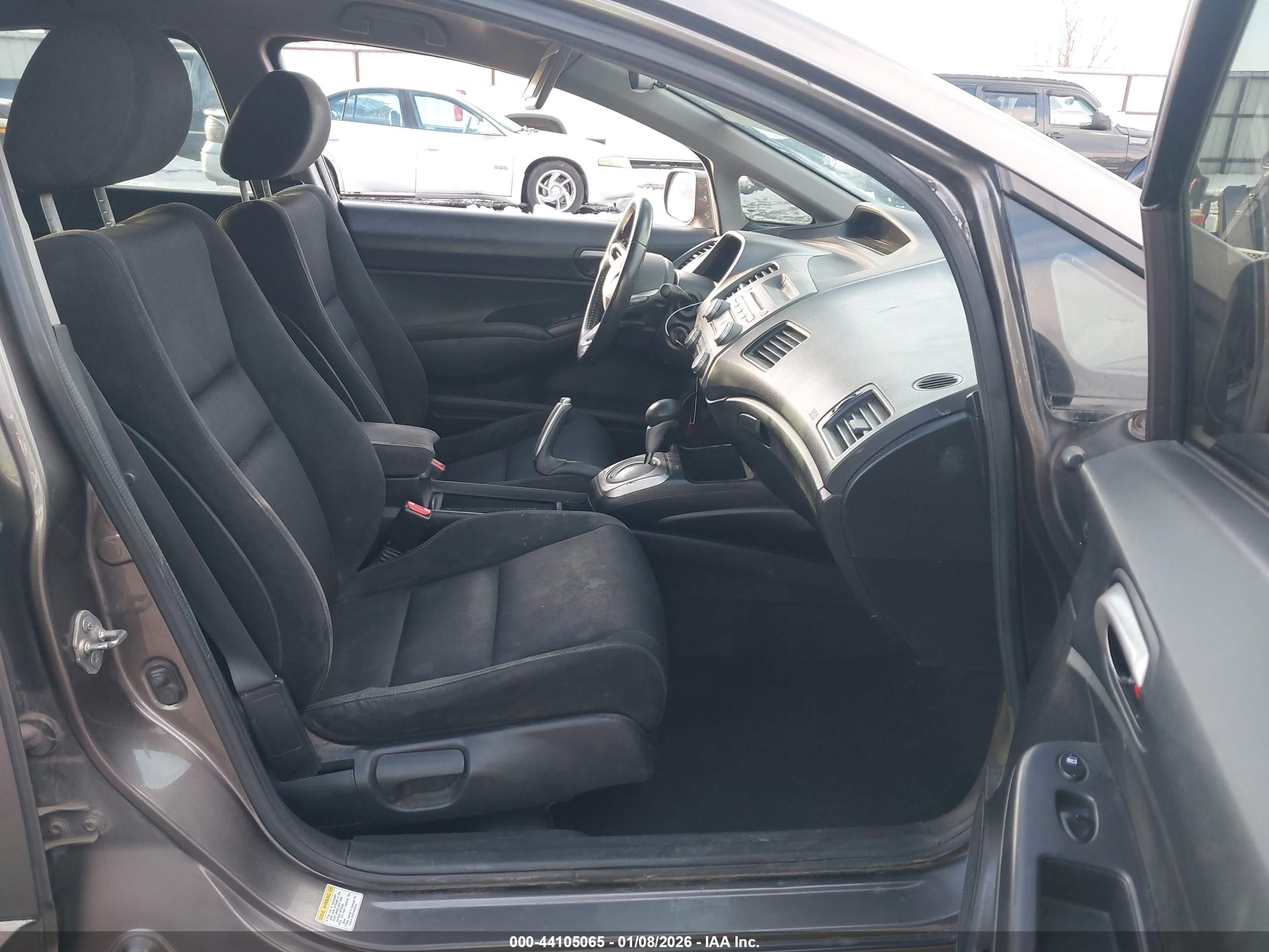 HONDA CIVIC image 5