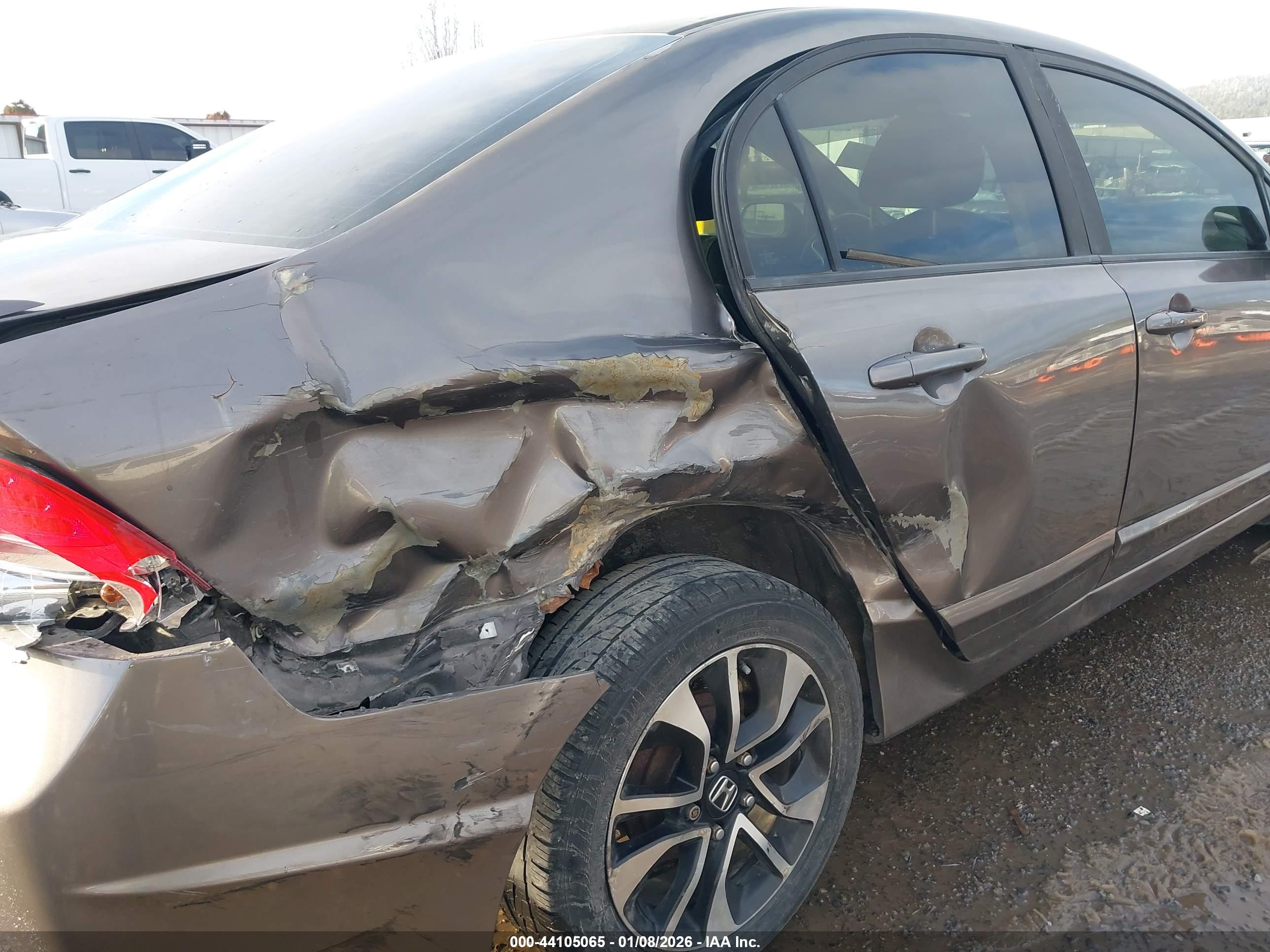 HONDA CIVIC image 6