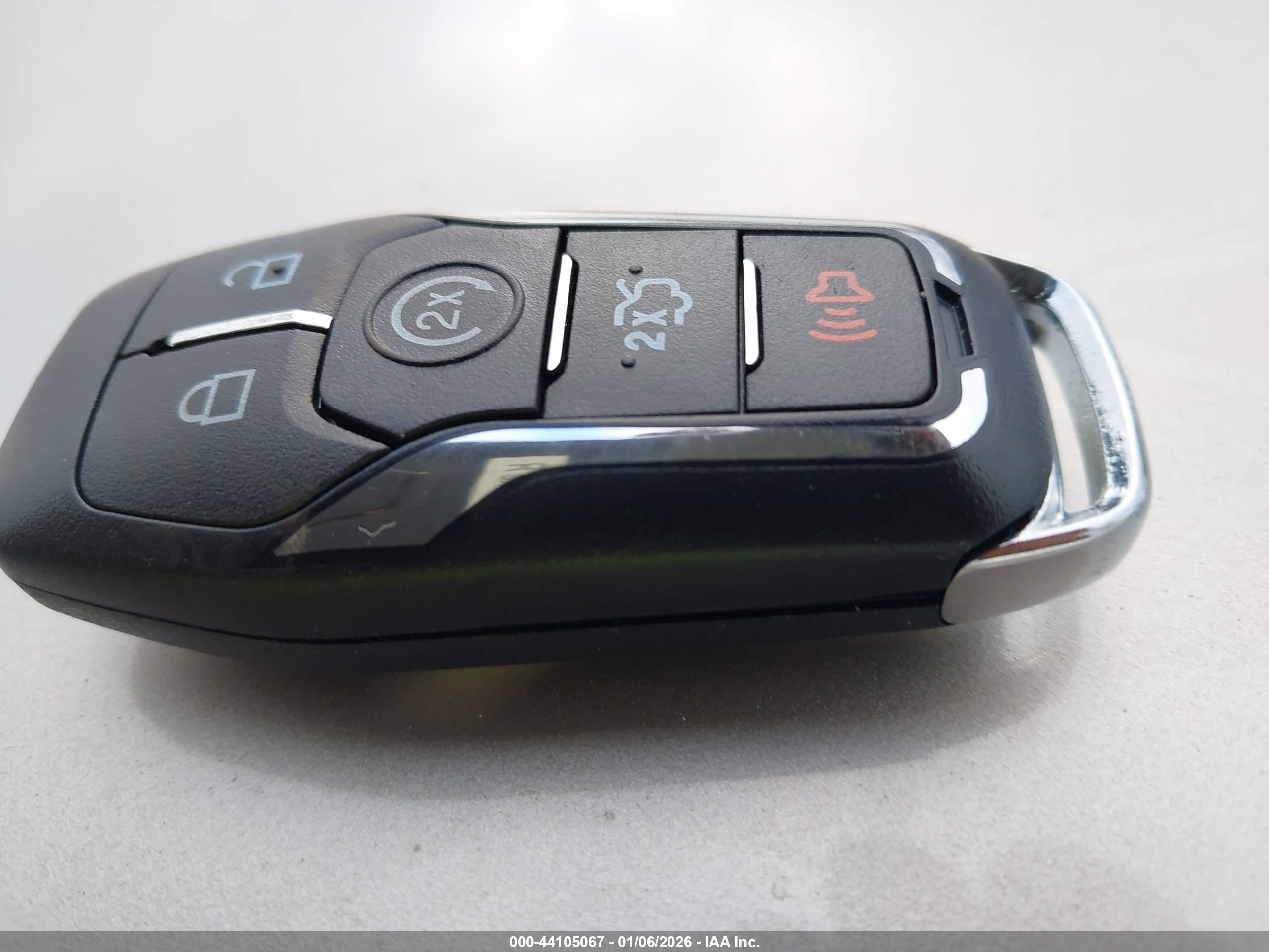 LINCOLN MKC image 11
