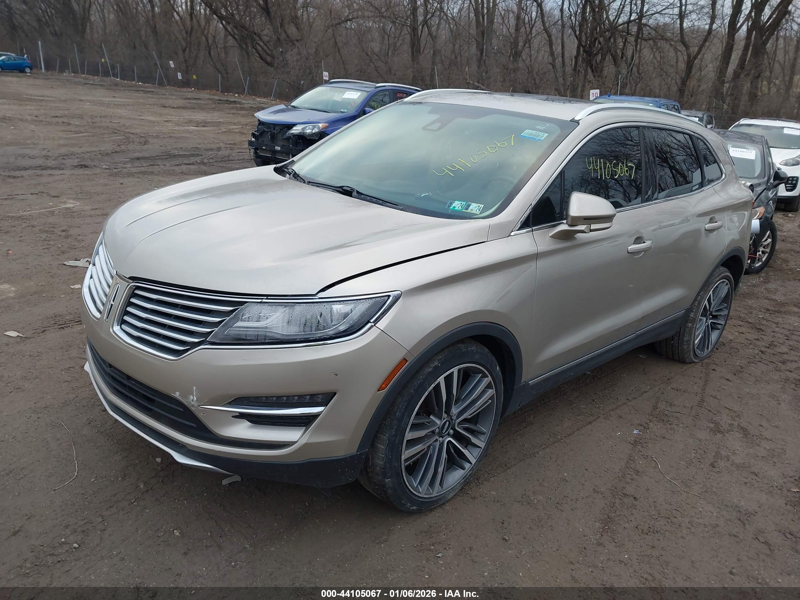 LINCOLN MKC image 2