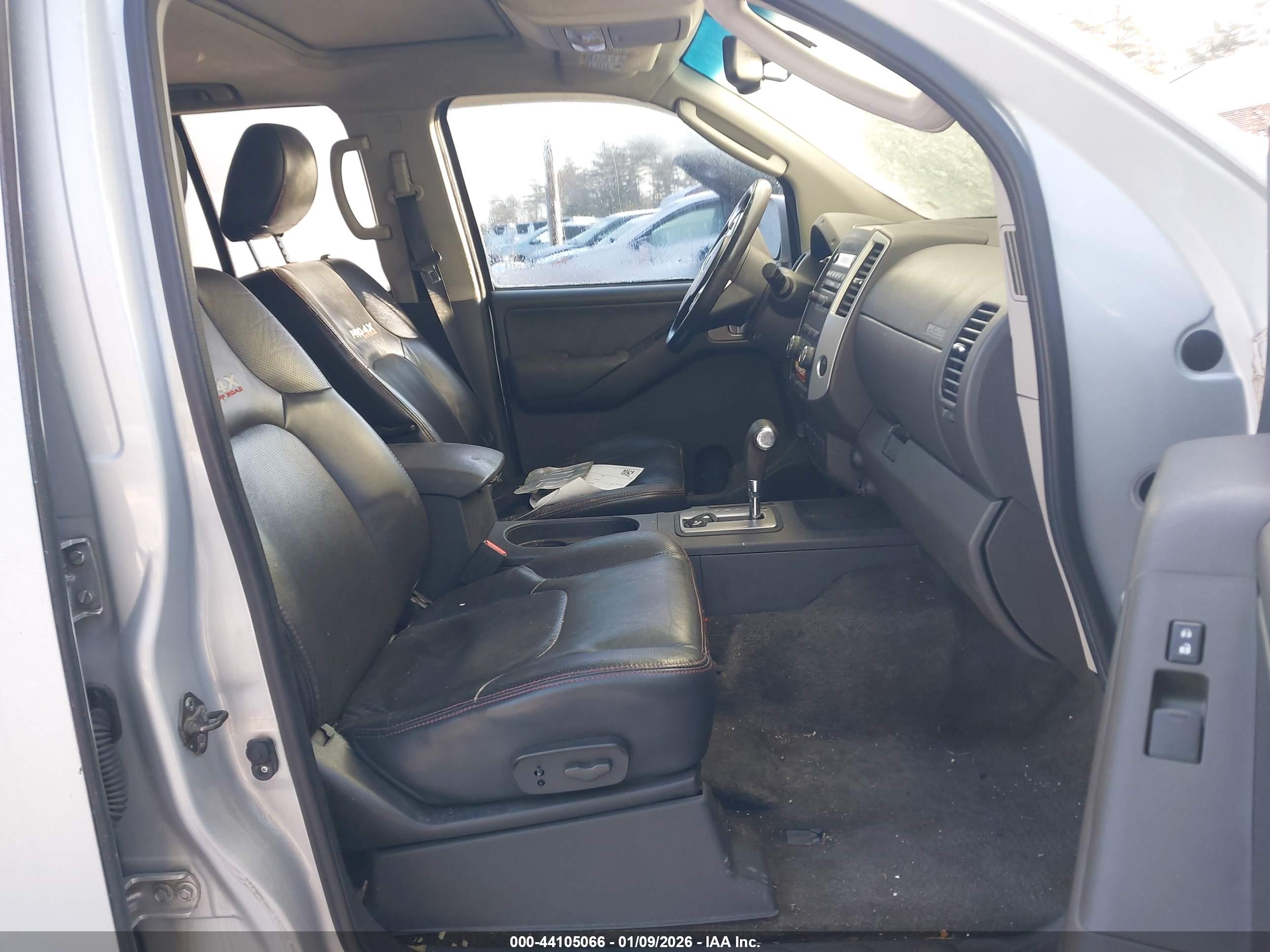 NISSAN FRONTIER image 5
