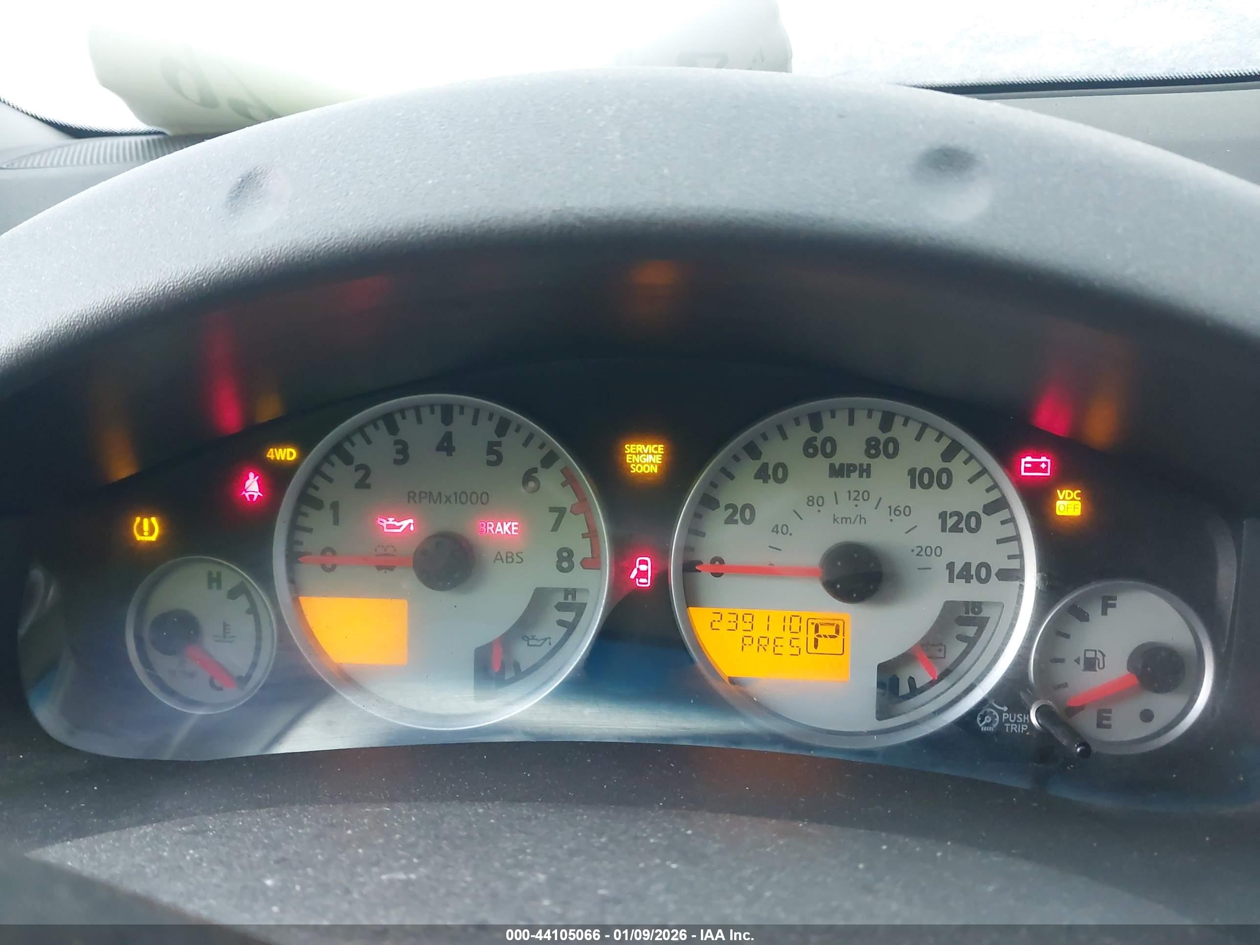 NISSAN FRONTIER image 7