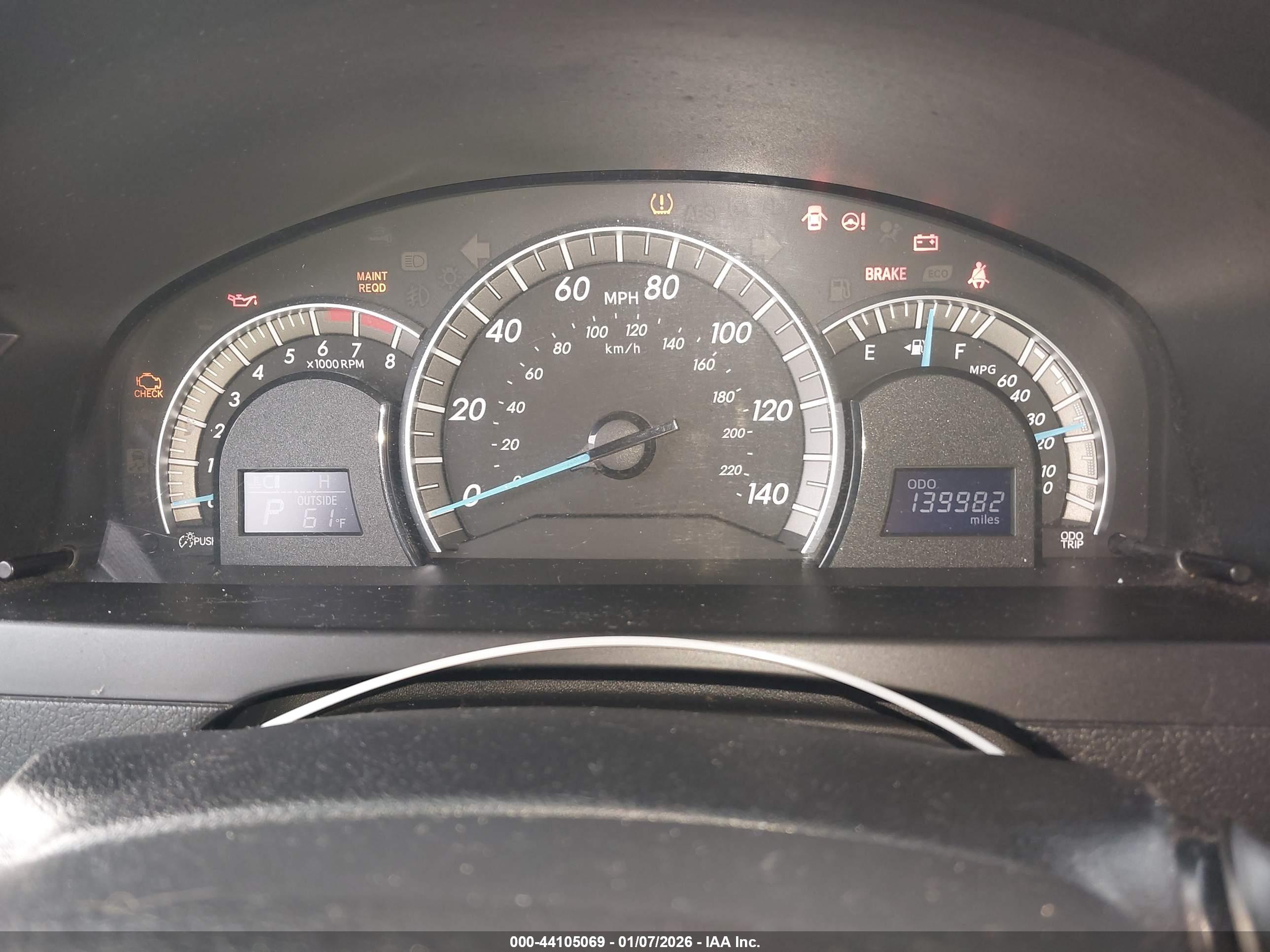 TOYOTA CAMRY image 7