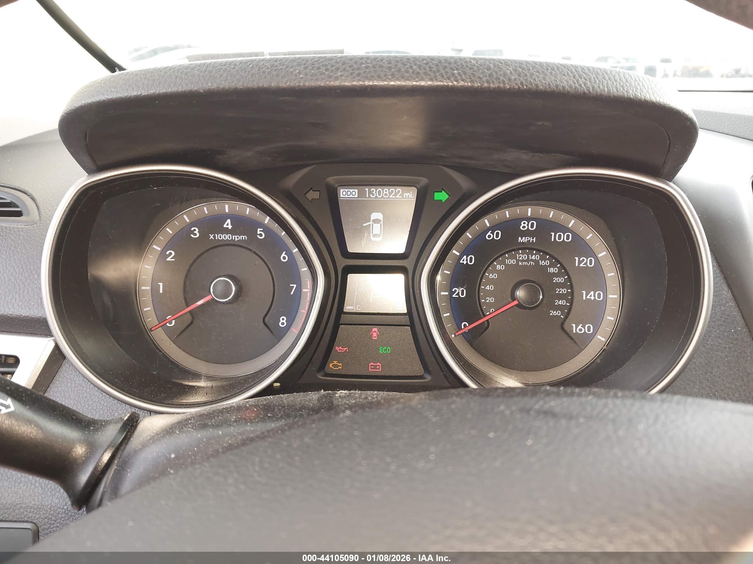 HYUNDAI ELANTRA image 7