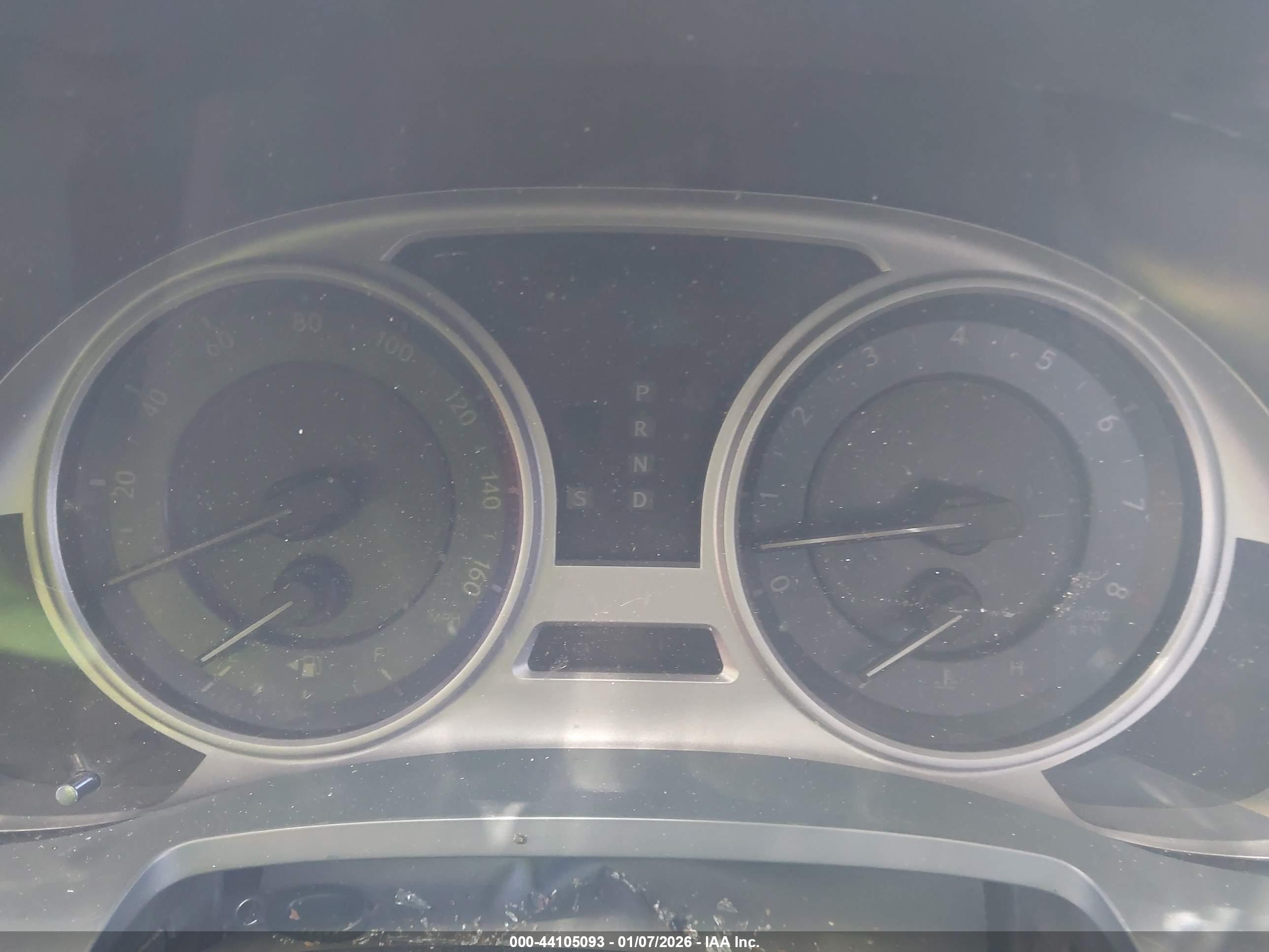 LEXUS IS image 7