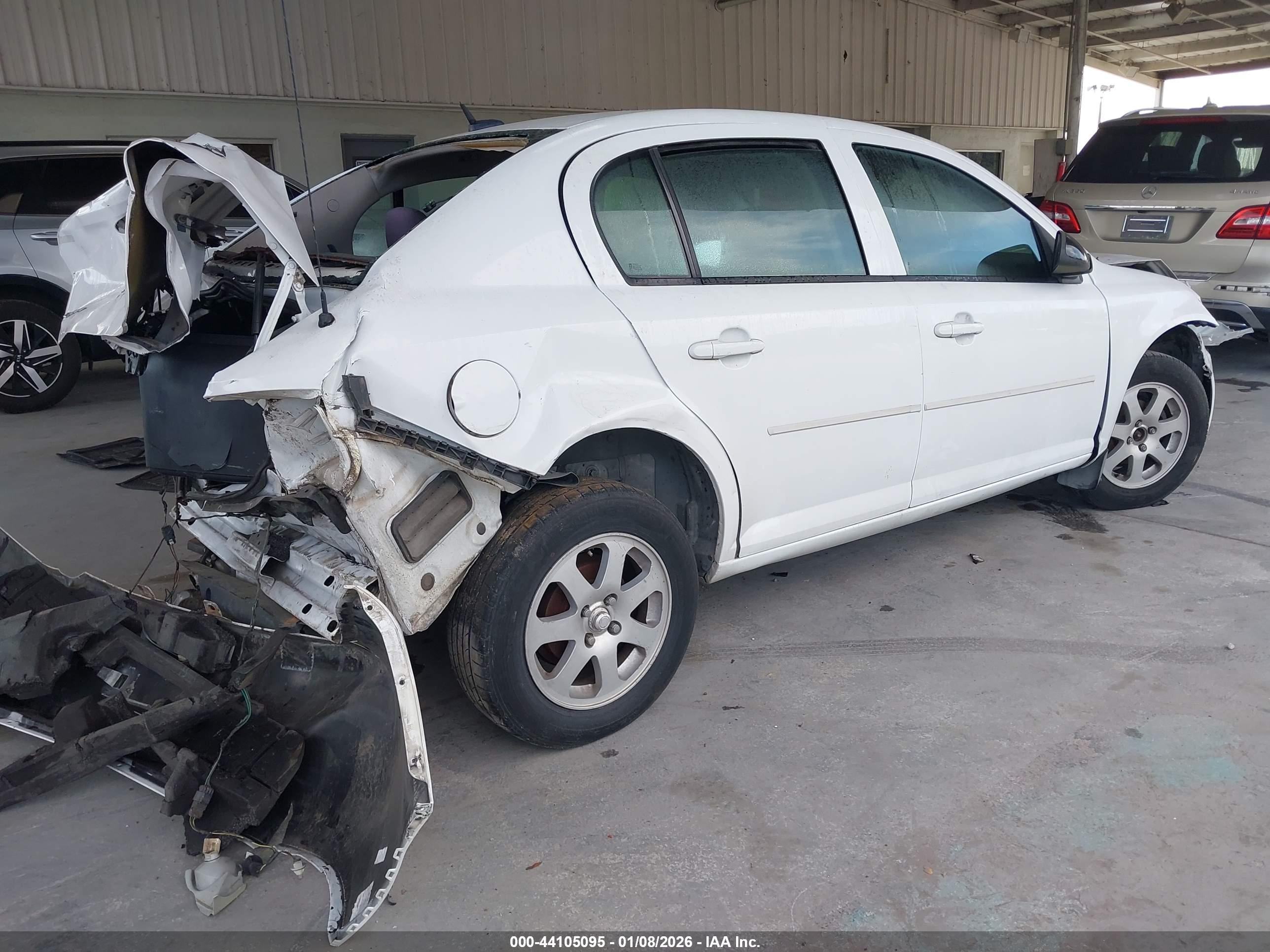 CHEVROLET COBALT image 4