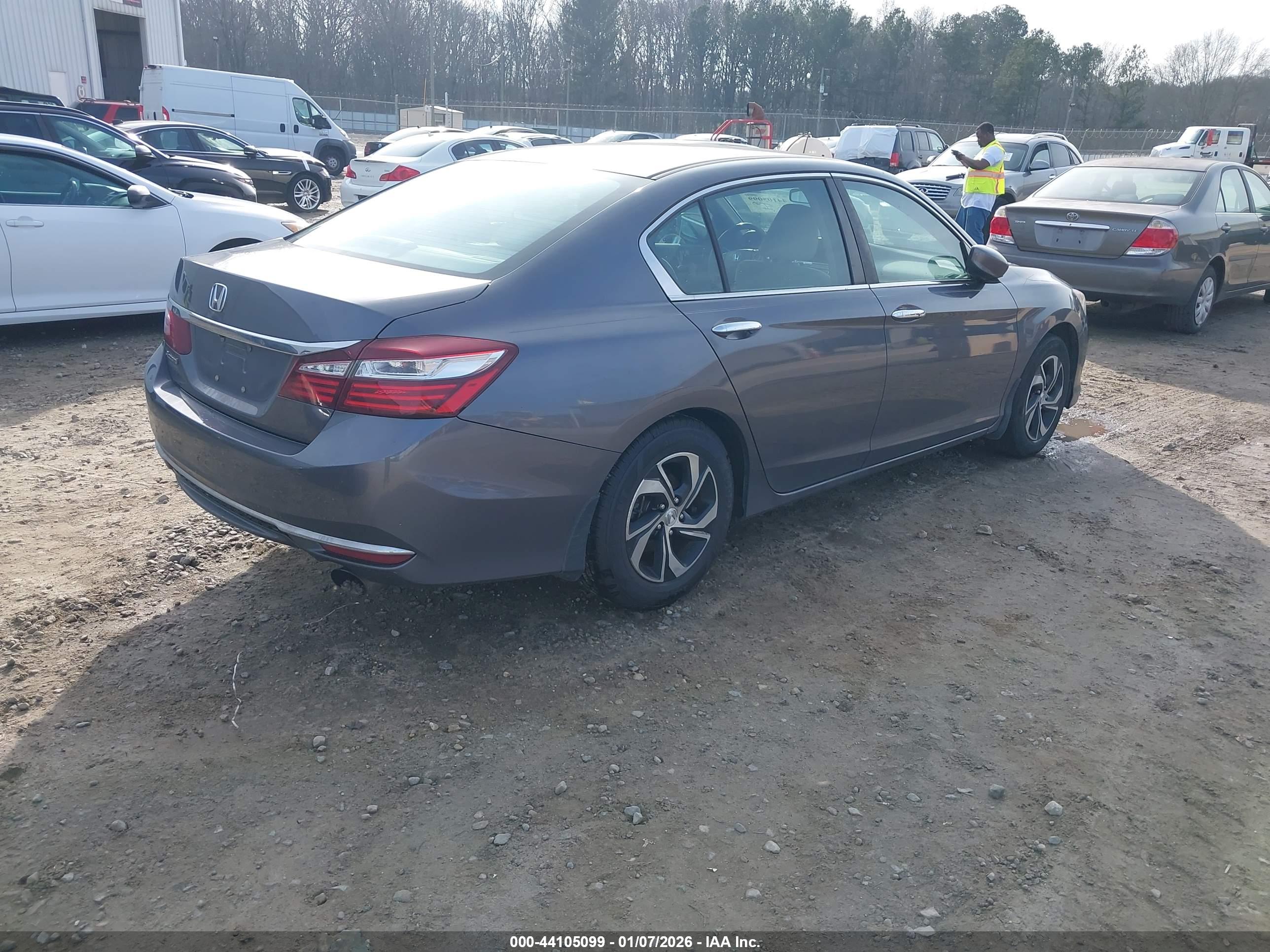 HONDA ACCORD image 4