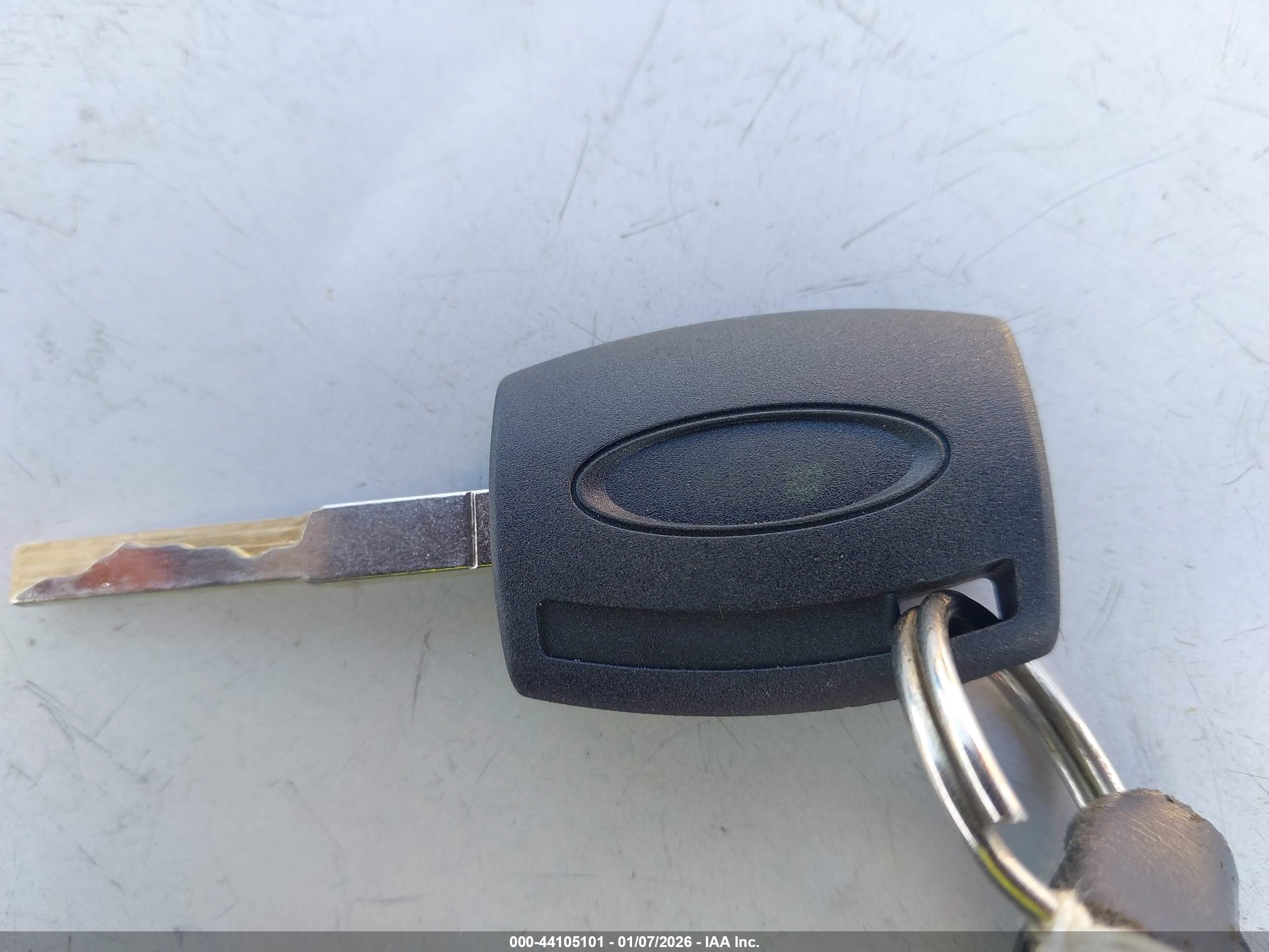 FORD FOCUS image 11