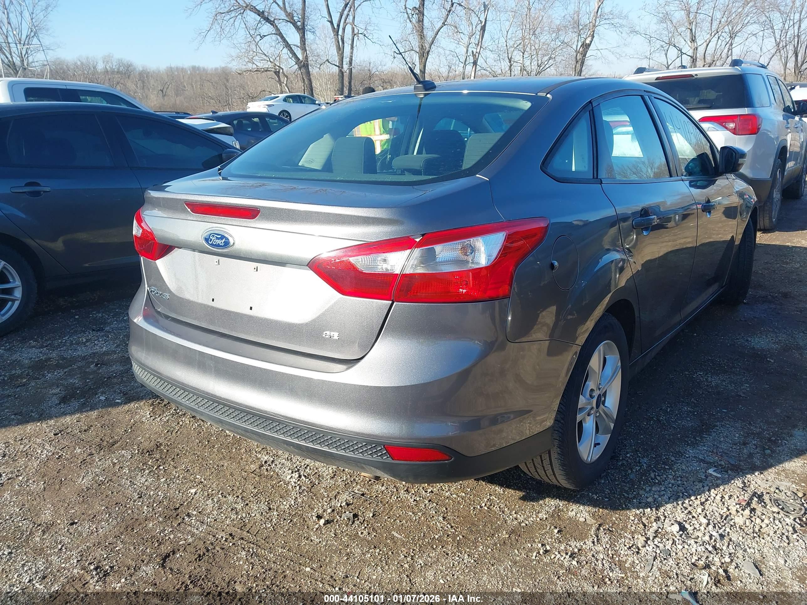 FORD FOCUS image 4