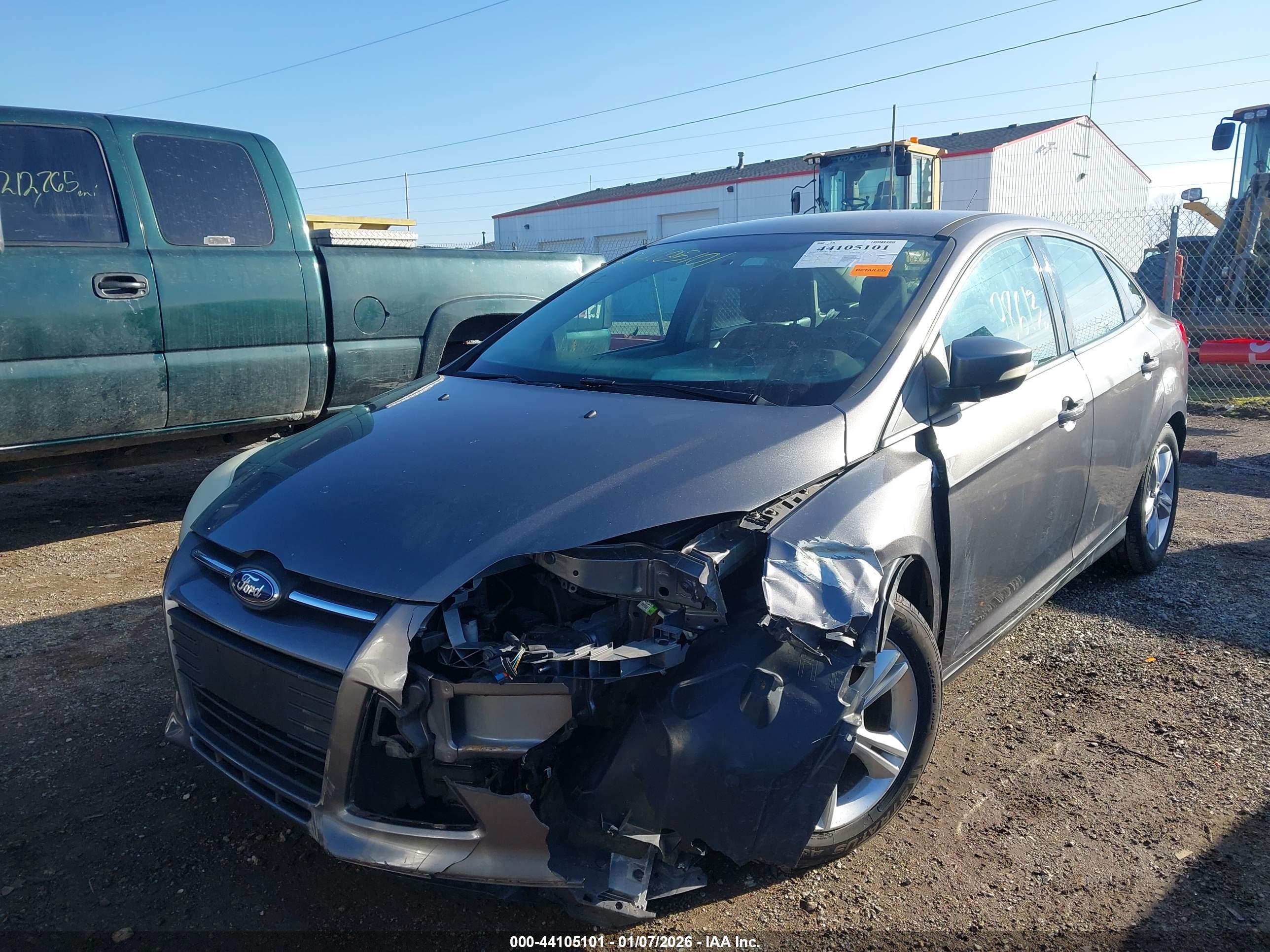 FORD FOCUS image 6