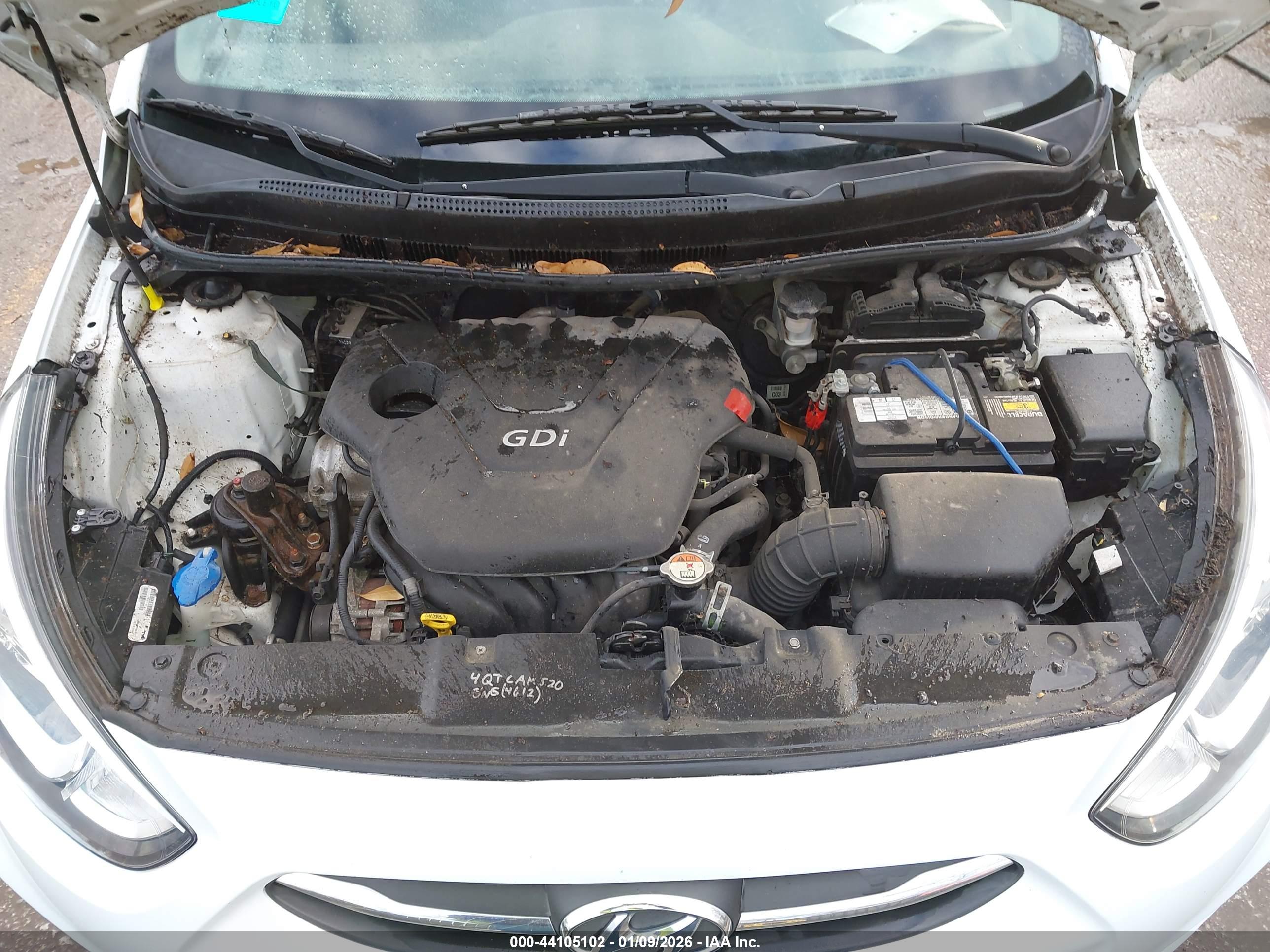 HYUNDAI ACCENT image 10