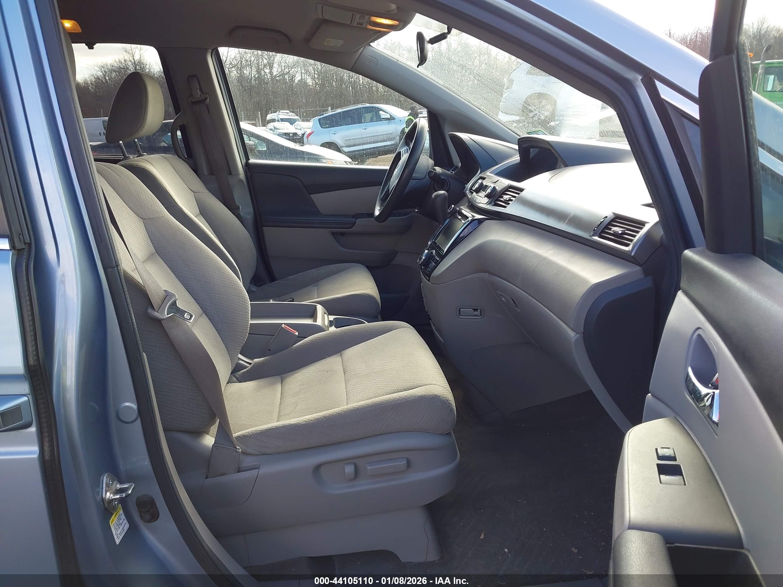 HONDA ODYSSEY image 5