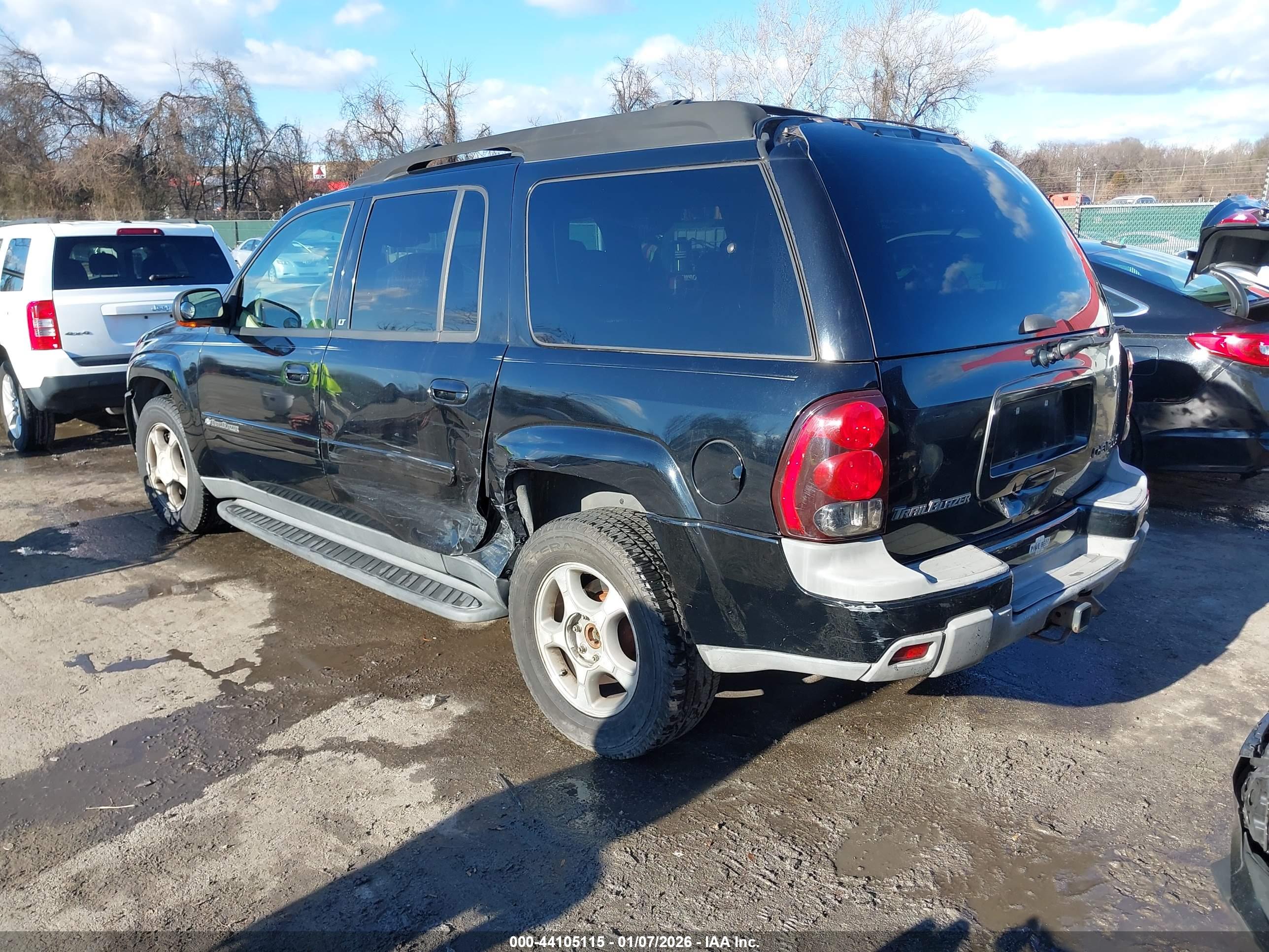 CHEVROLET TRAILBLAZER image 3